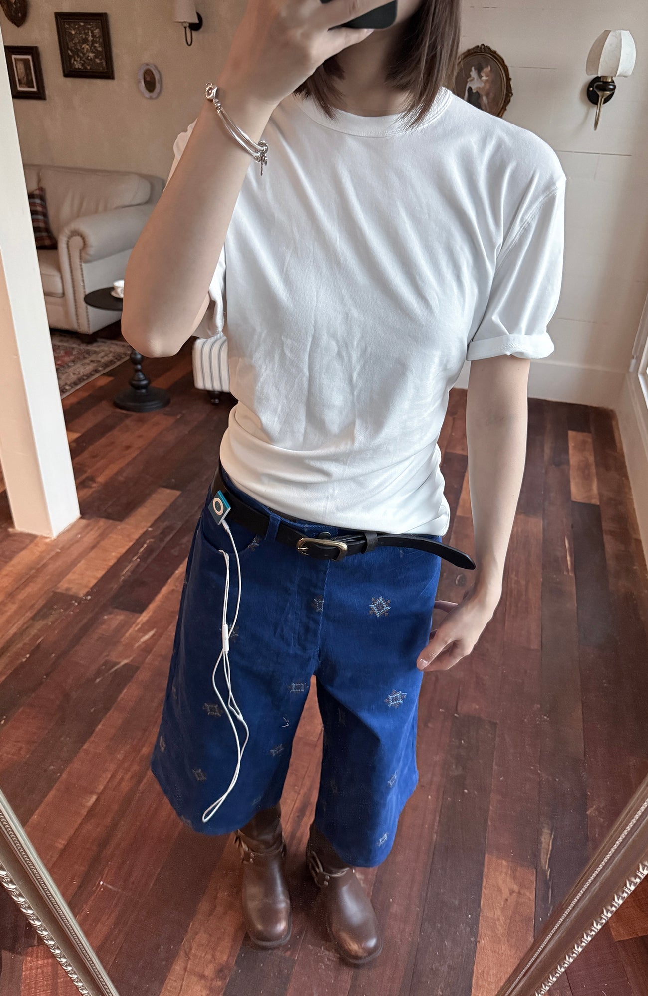 TRECLUB Embroidered Wide-leg Shorts