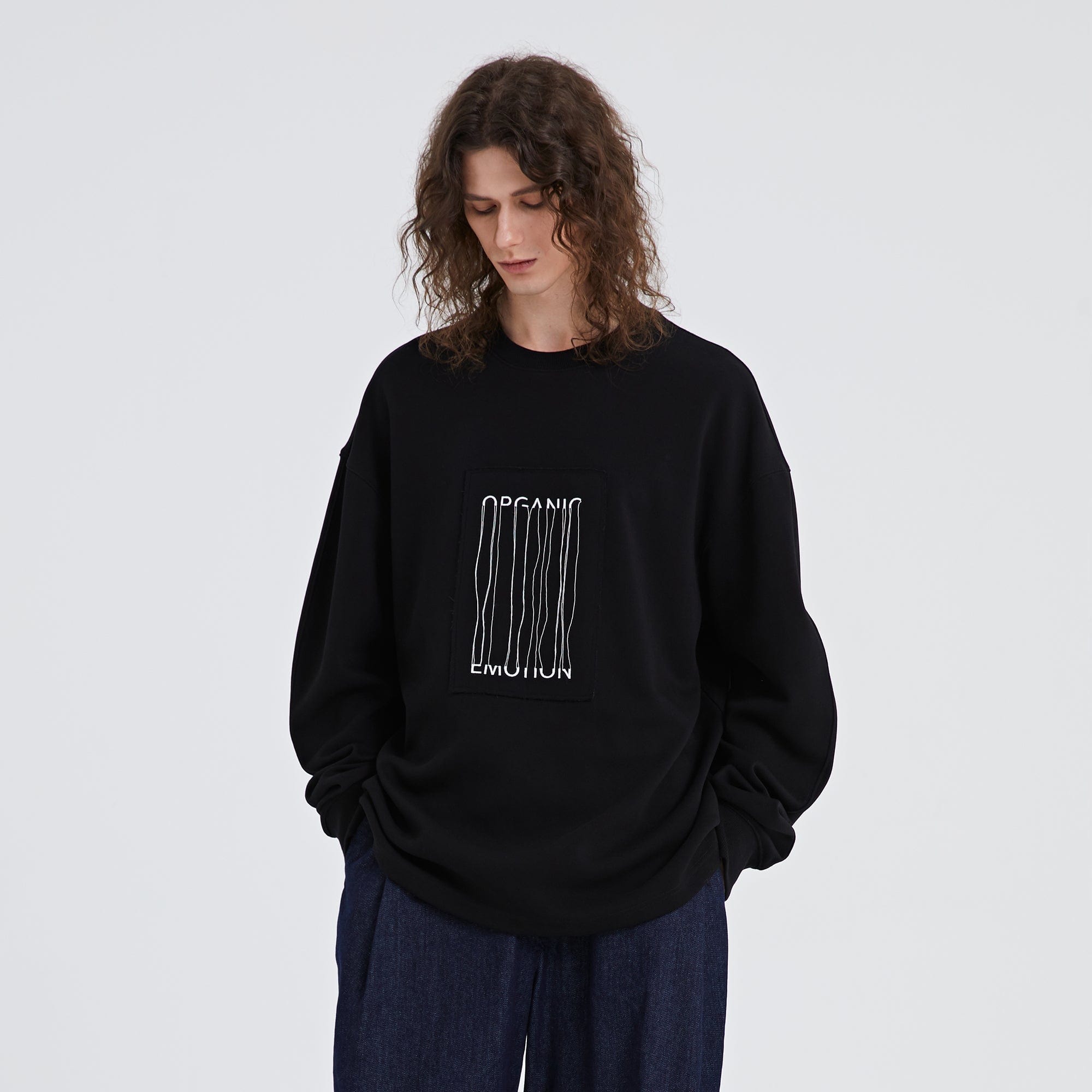 ORGANIC EMOTION The Loose Threads LOGO Sweatshirt