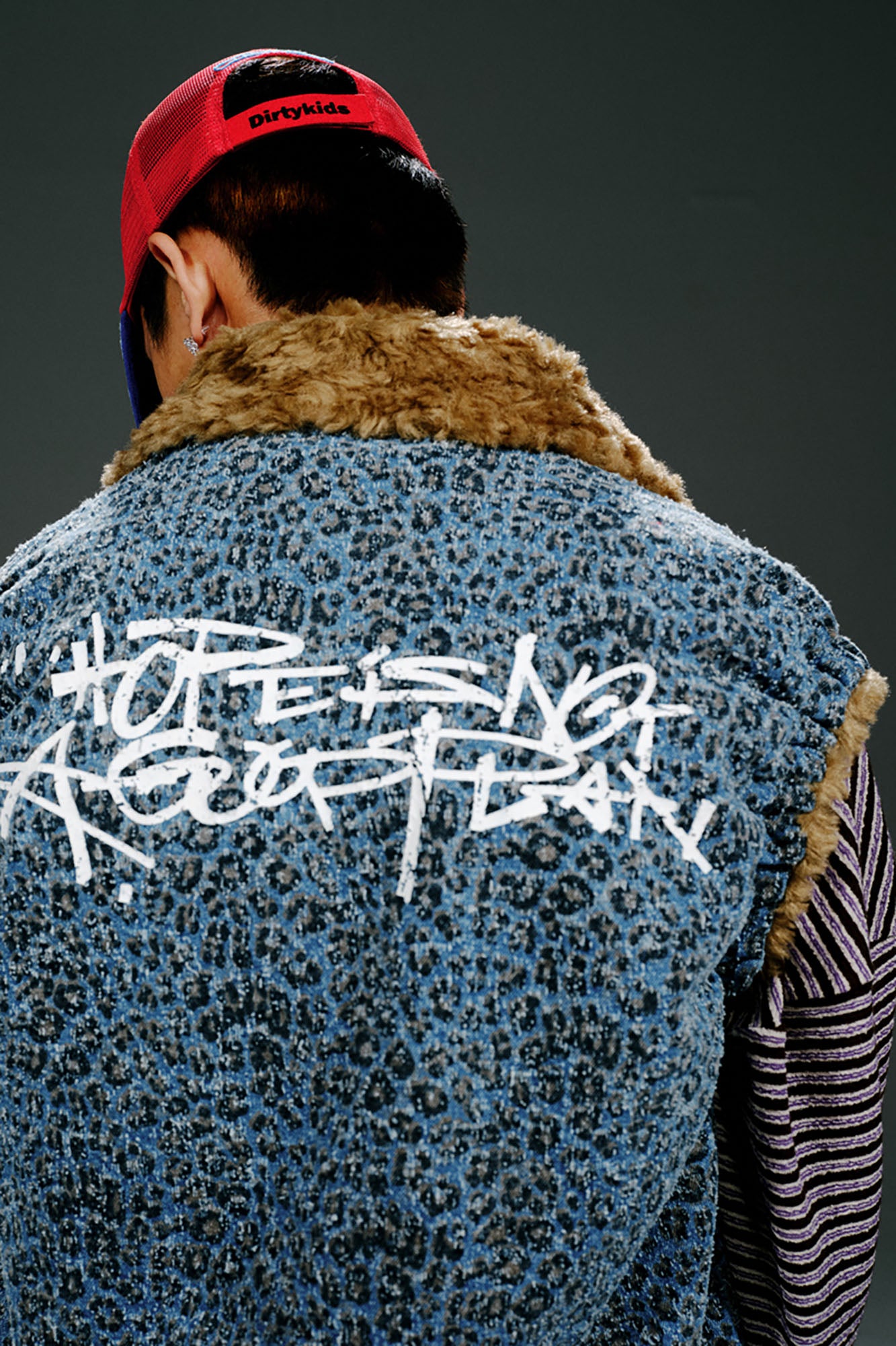 TRECLUB Faux-Fur Collar Leopard Quilted Vest