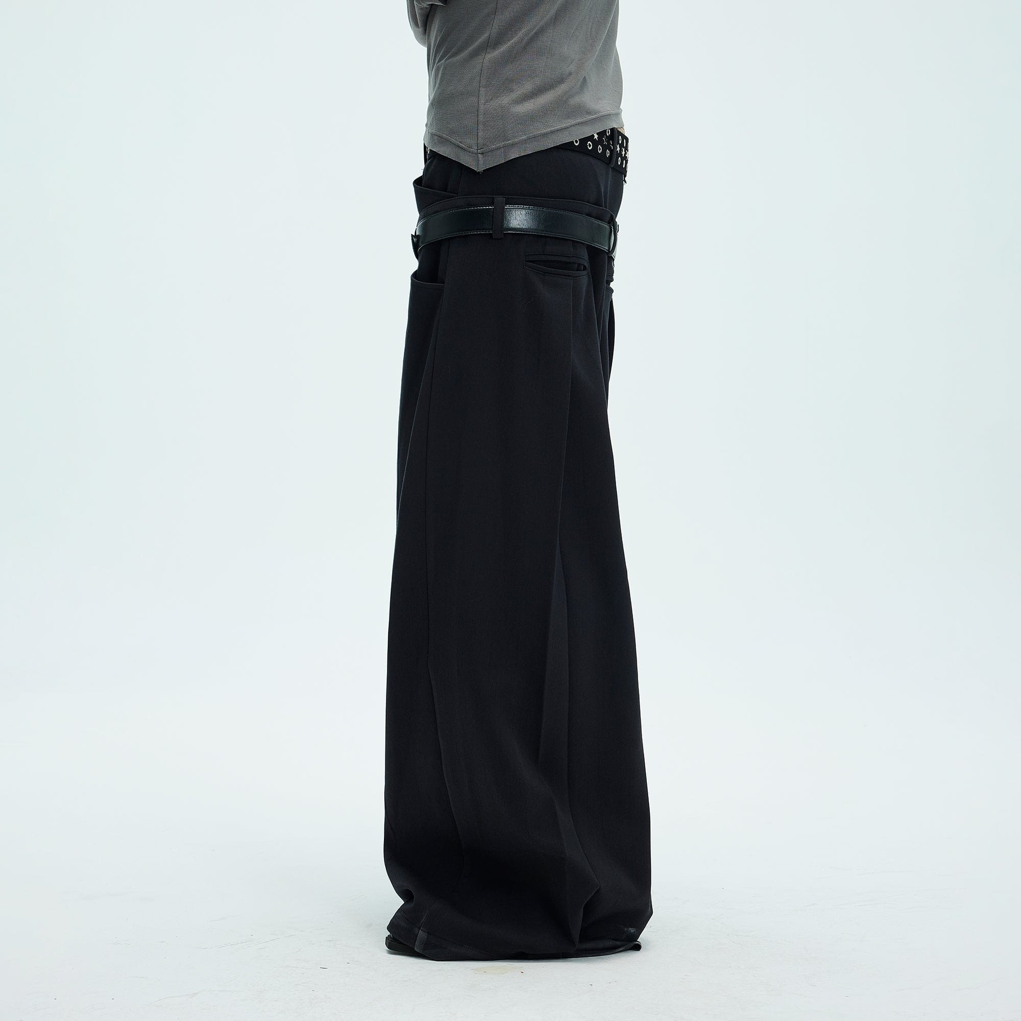 WHISTLEHUNTER Double-Waist Pleated Trousers