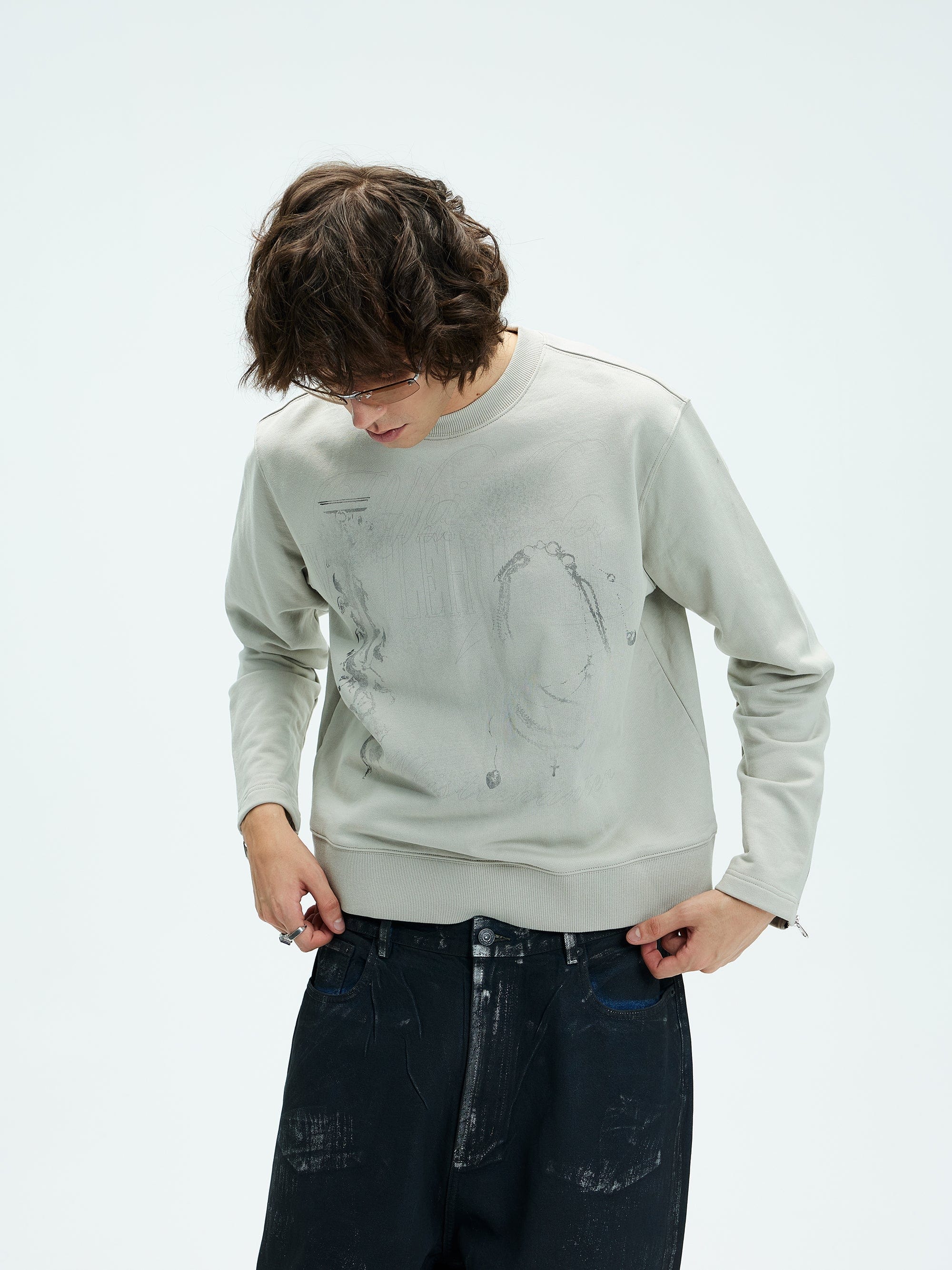 WHISTLEHUNTER Distressed Zipper Sweatshirt