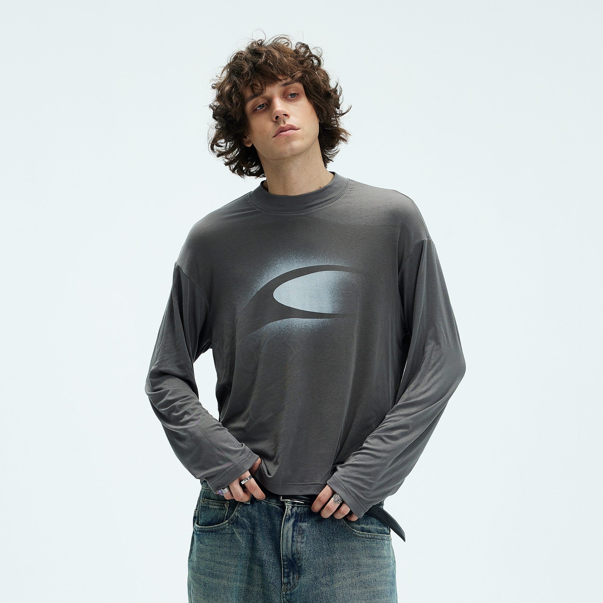 WHISTLEHUNTER Retro LOGO Long-Sleeve T-Shirt