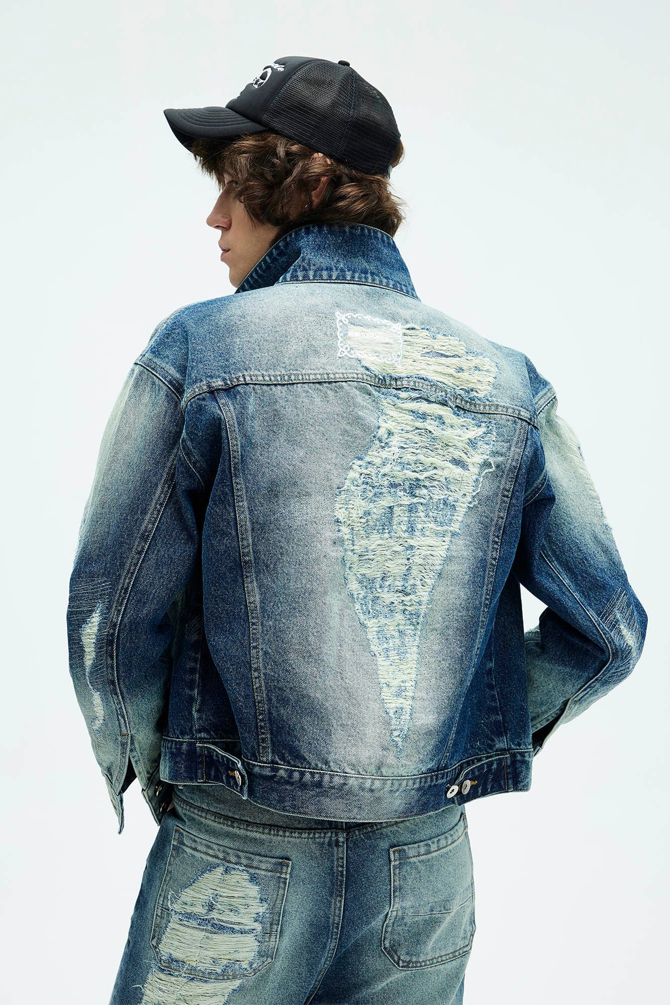 WHISTLEHUNTER Classic Distressed Ripped Denim Jacket