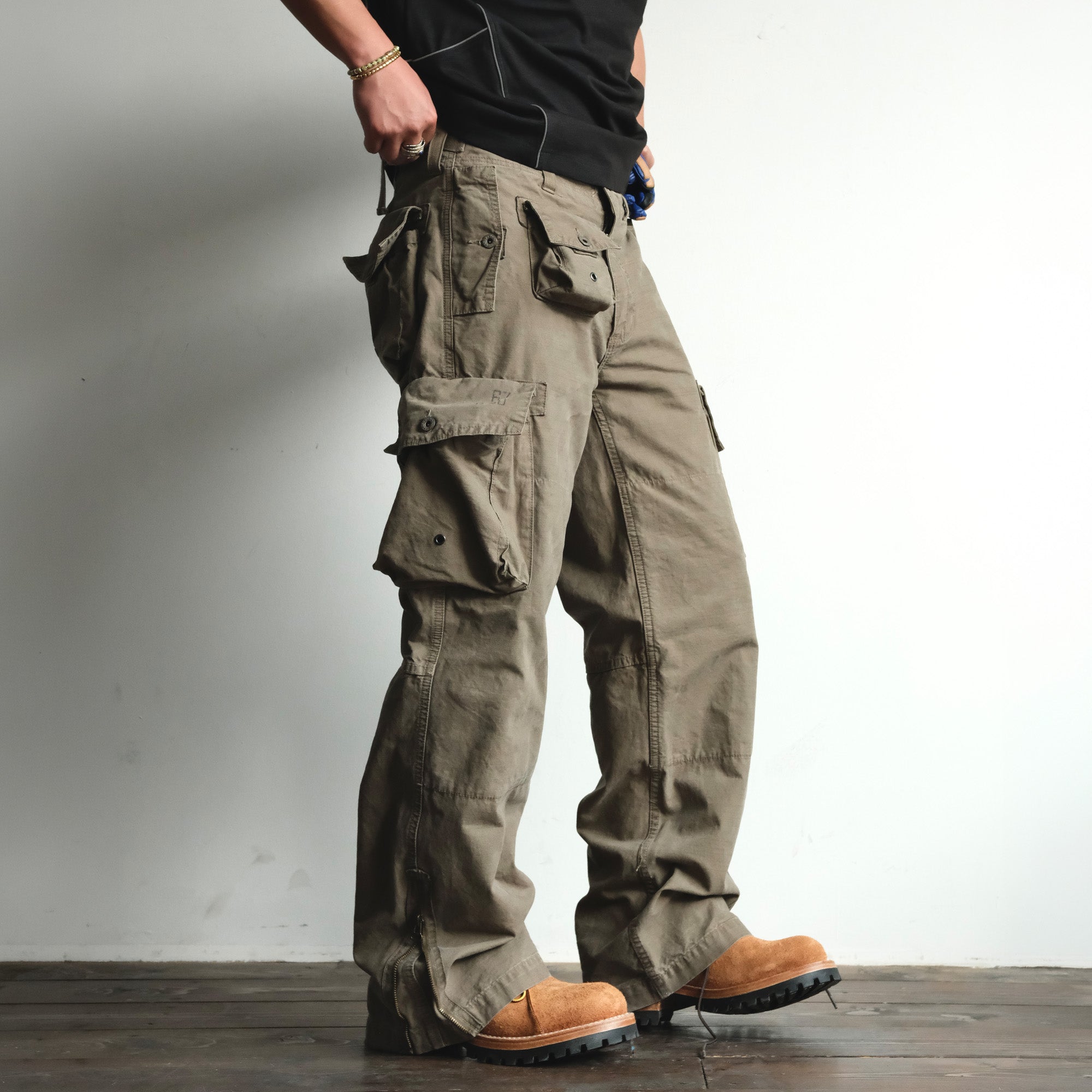 NEIGBORL Washed Distressed Multi-Pocket Cargo Pants, premium urban and streetwear designers apparel on PROJECTISR.com, NEIGBORL