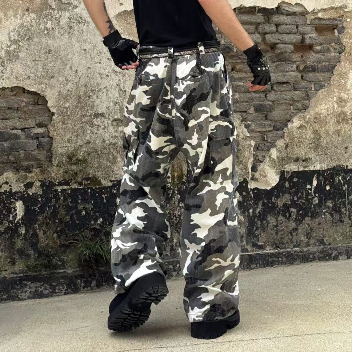 LUUUCAM Camo Pleated Panel Cargo Pants, premium urban and streetwear designers apparel on PROJECTISR.com, LUUUCAM