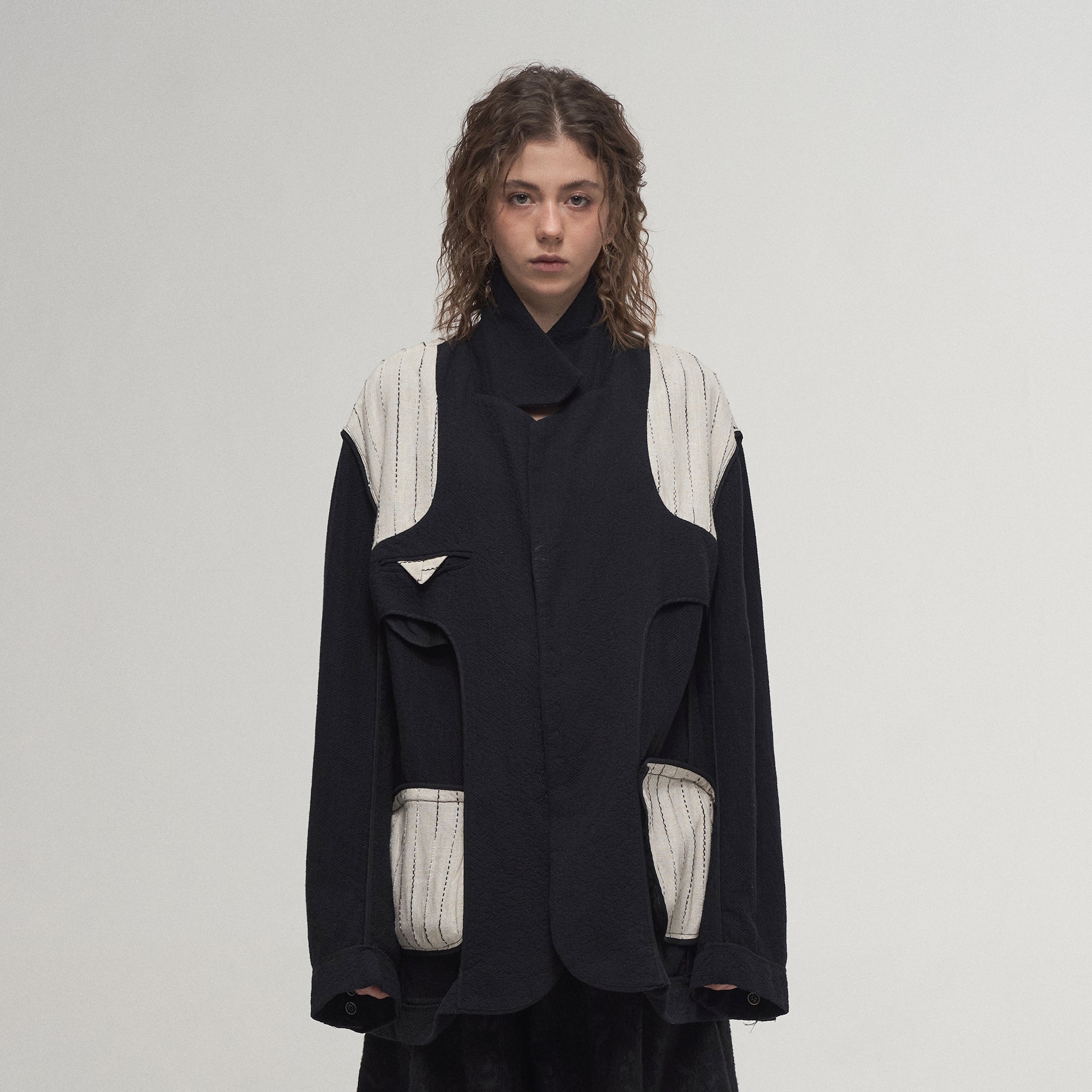 ILNya Nieternite Nifutur Reversible Contrast Stripe Paneled Jacket