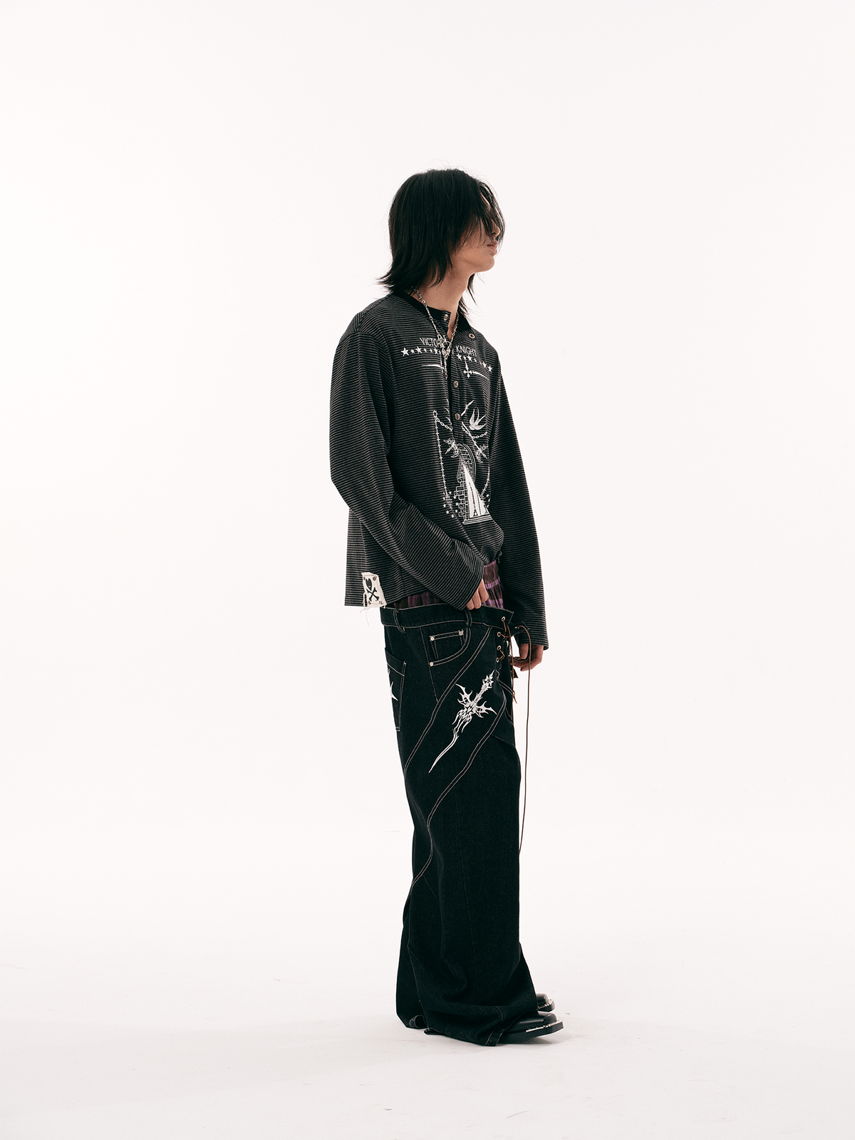 PASET Embroidered Spliced Tie Detail Slim Jeans