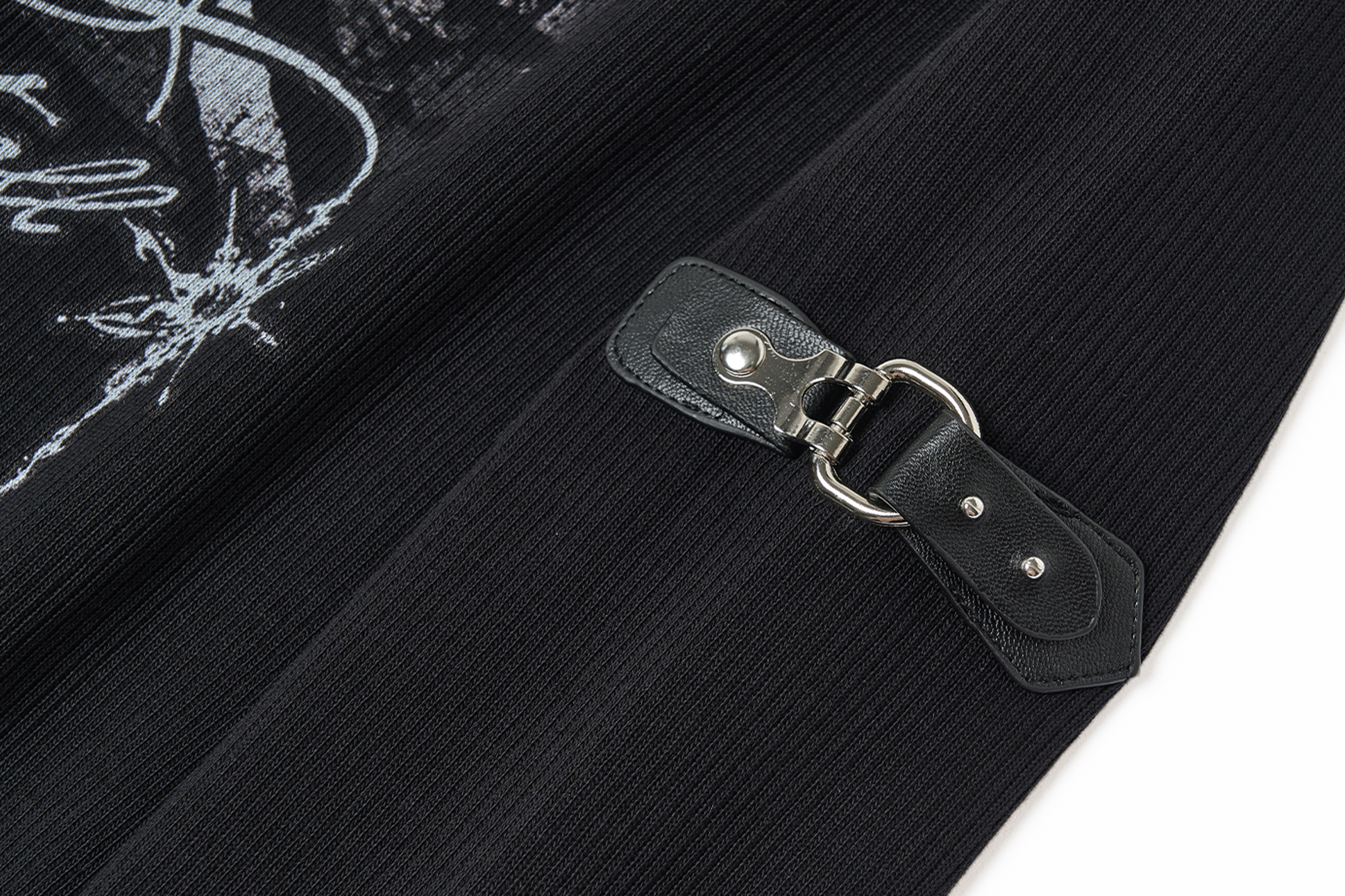 SAXGENWON Union Jack Rivet Spliced Punk Long-Sleeve Tee