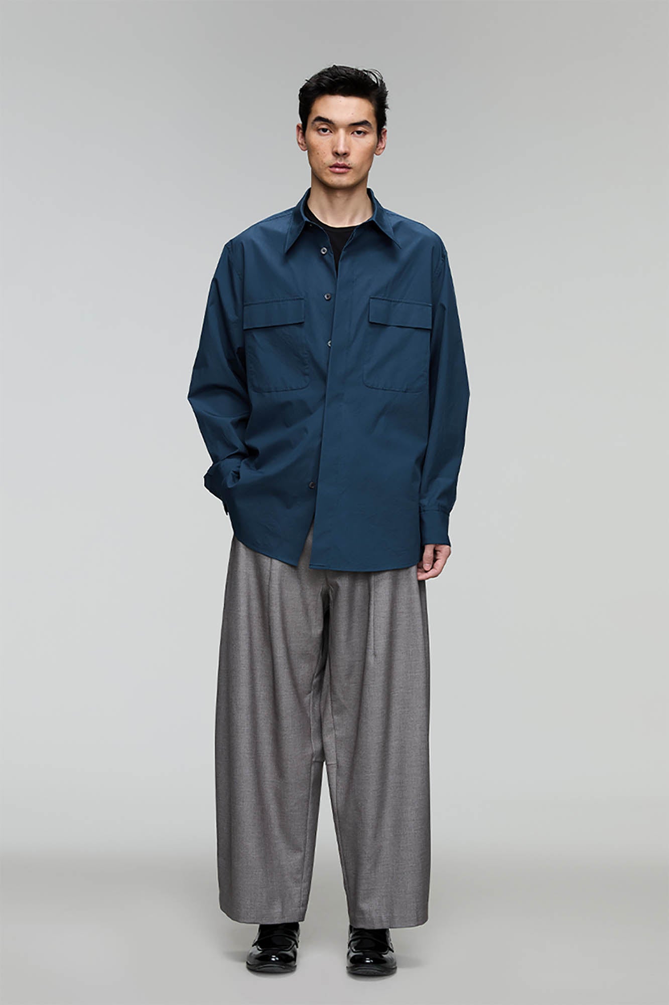 OPICLOTH Utility Pocket Oversized Shirt