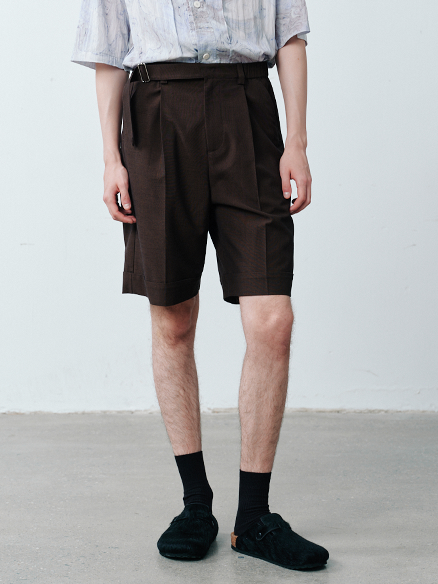 GRAINMUSTARD Pleated Linen-Blend Belt Tailored Shorts