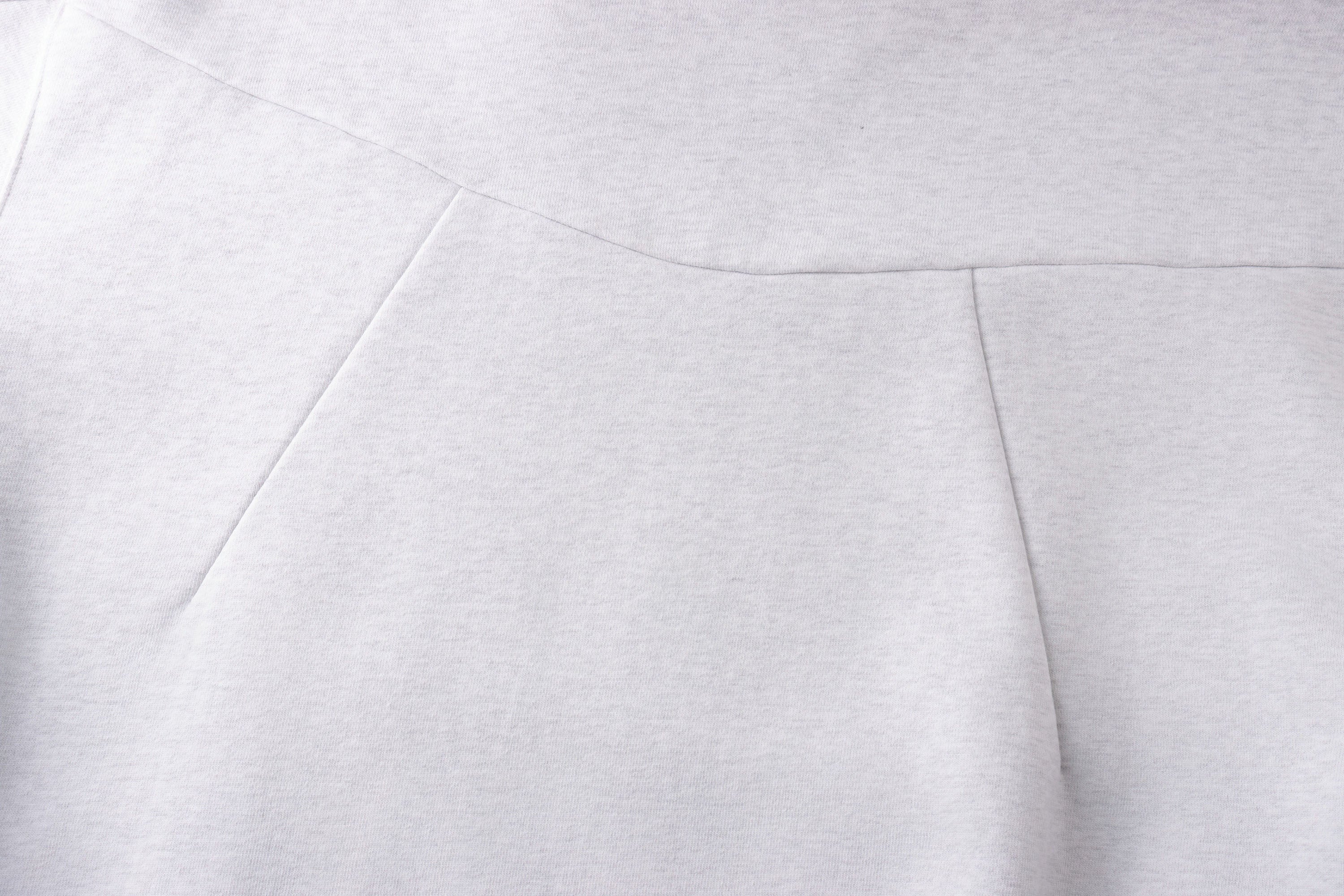 ESAIAS Essential Panel Boxy Hoodie