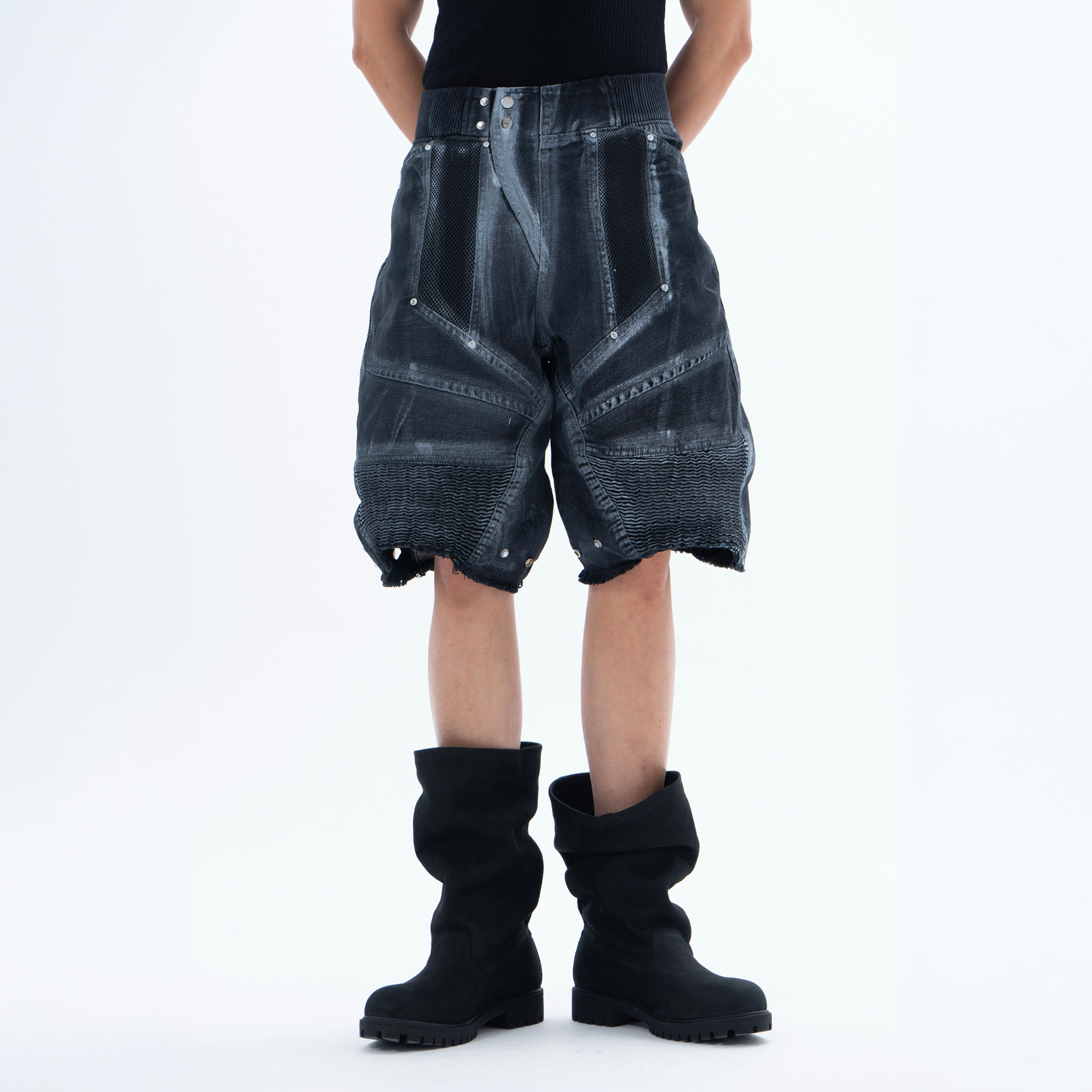 CLP Ribbed Paneled Wide-Leg Denim Shorts
