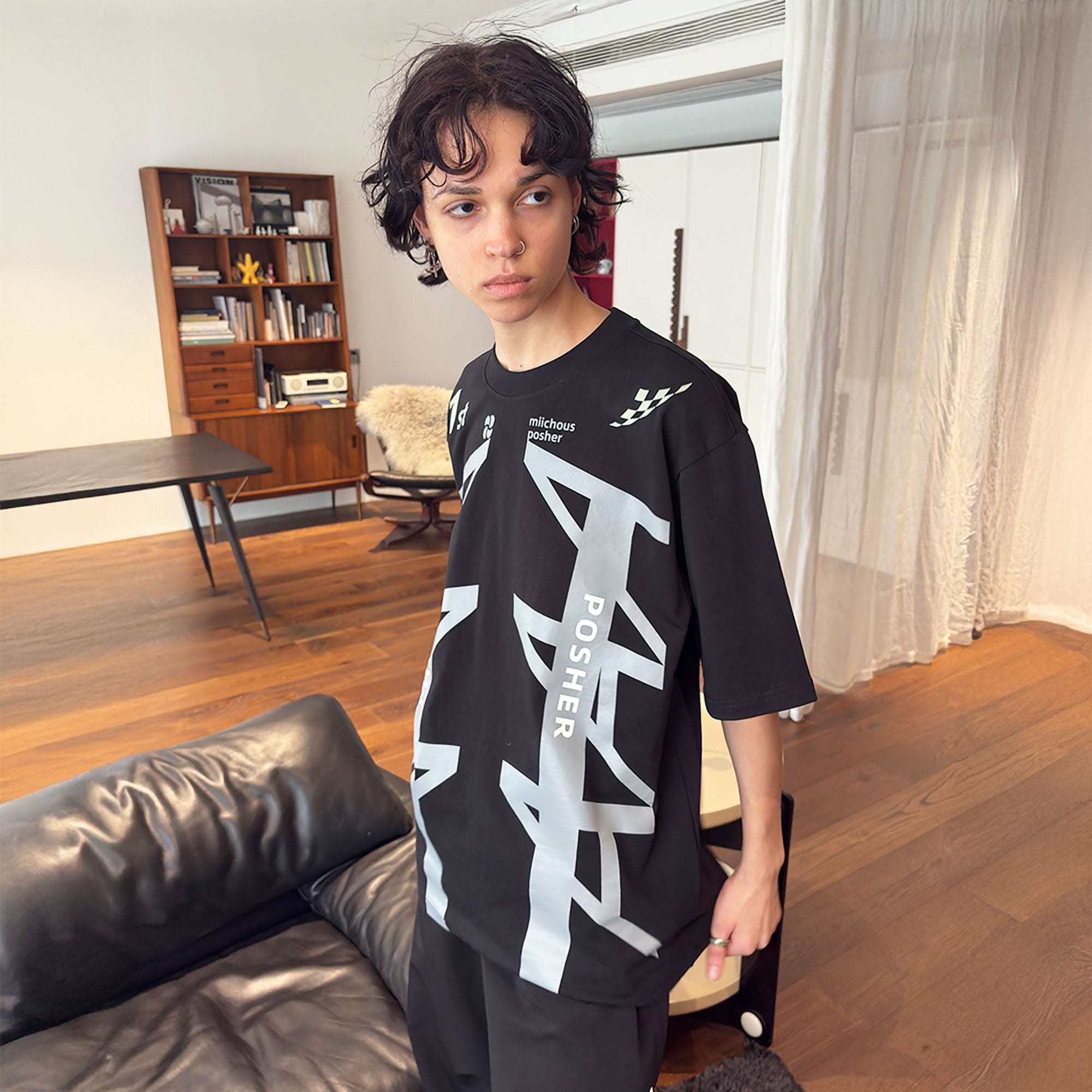 MIICHOUS The First Geometric Arrow Graphic T-Shirt