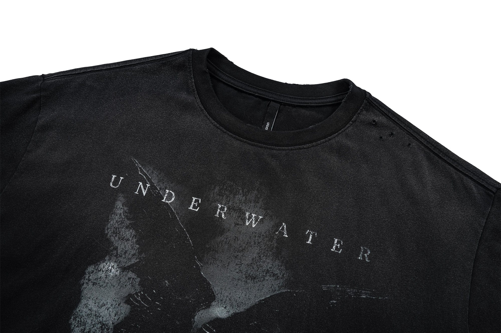 国内で当店のみ UNDERWATER - The Dark Raven Distressed Tee UNDERWATER The Dark Raven Distressed T-Shirt