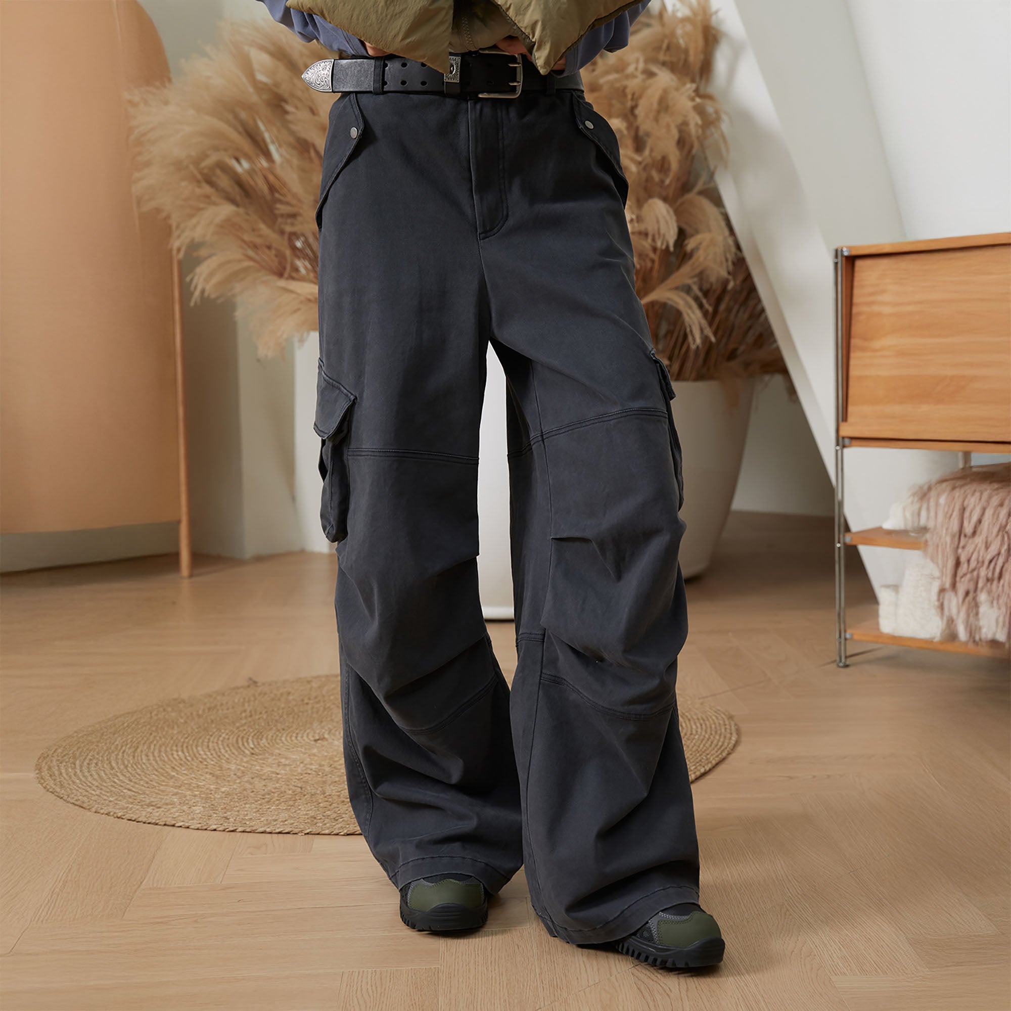 ERROR CODE ROBOT Pleated Knee Slant-Pockets Cargo Pants