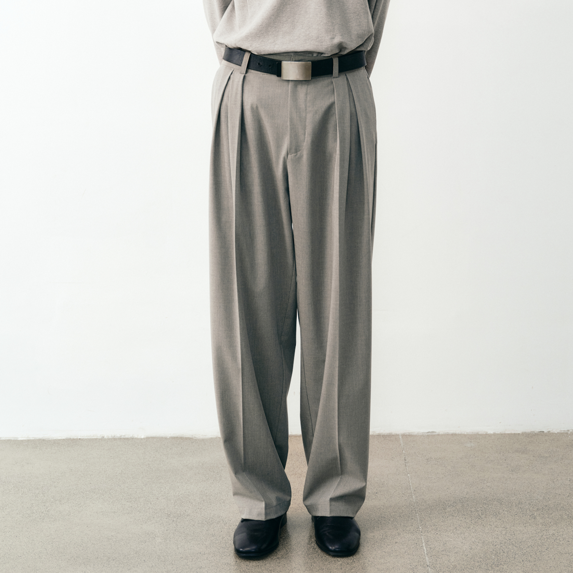 GRAINMUSTARD Wool Blend Double-Pleated Trousers