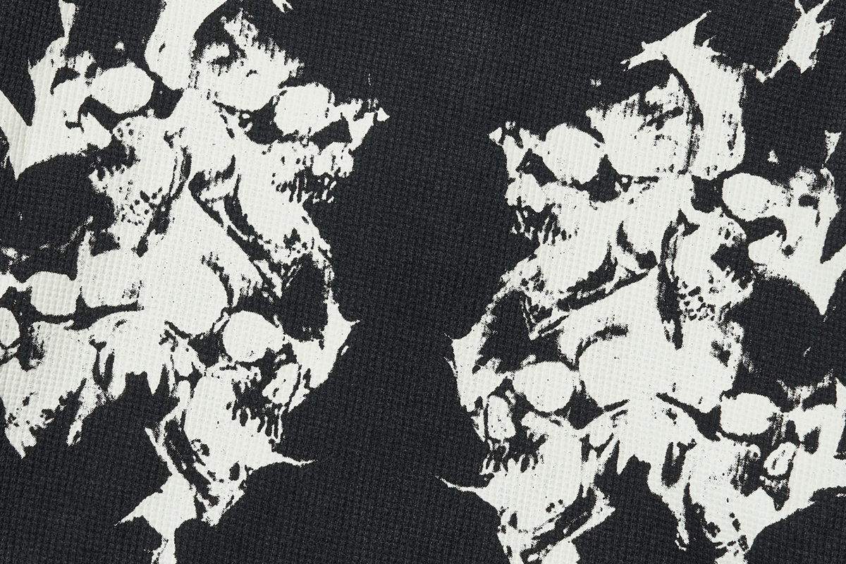 SAXGENWON Washed Skull Graphic Waffle-Knit Henley Long-Sleeve Tee