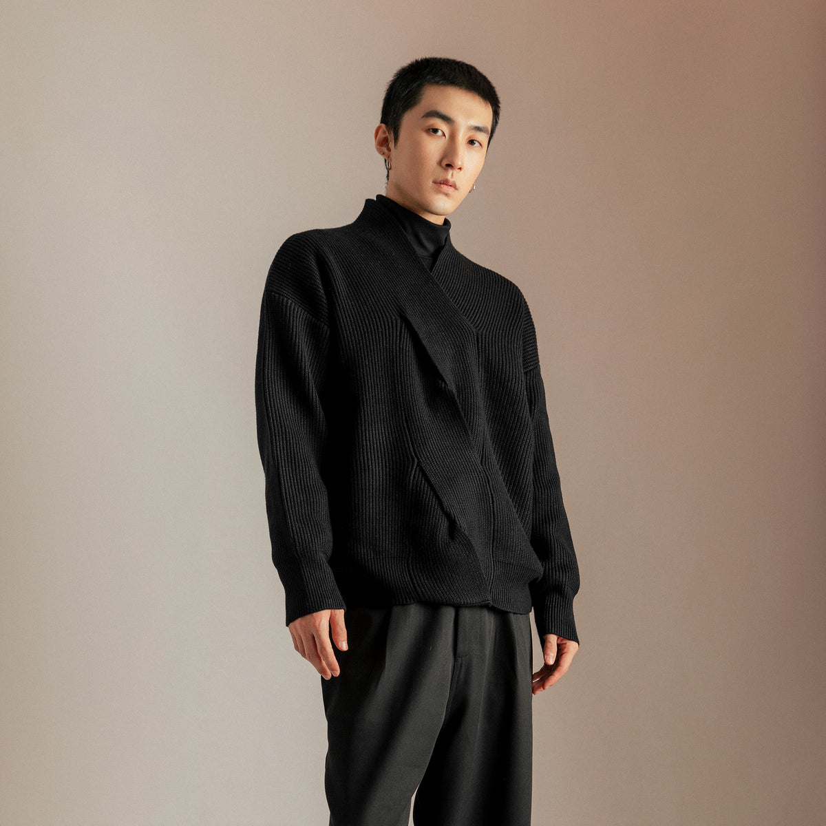 SAMMOKONPA Oversized V-Neck Sweater
