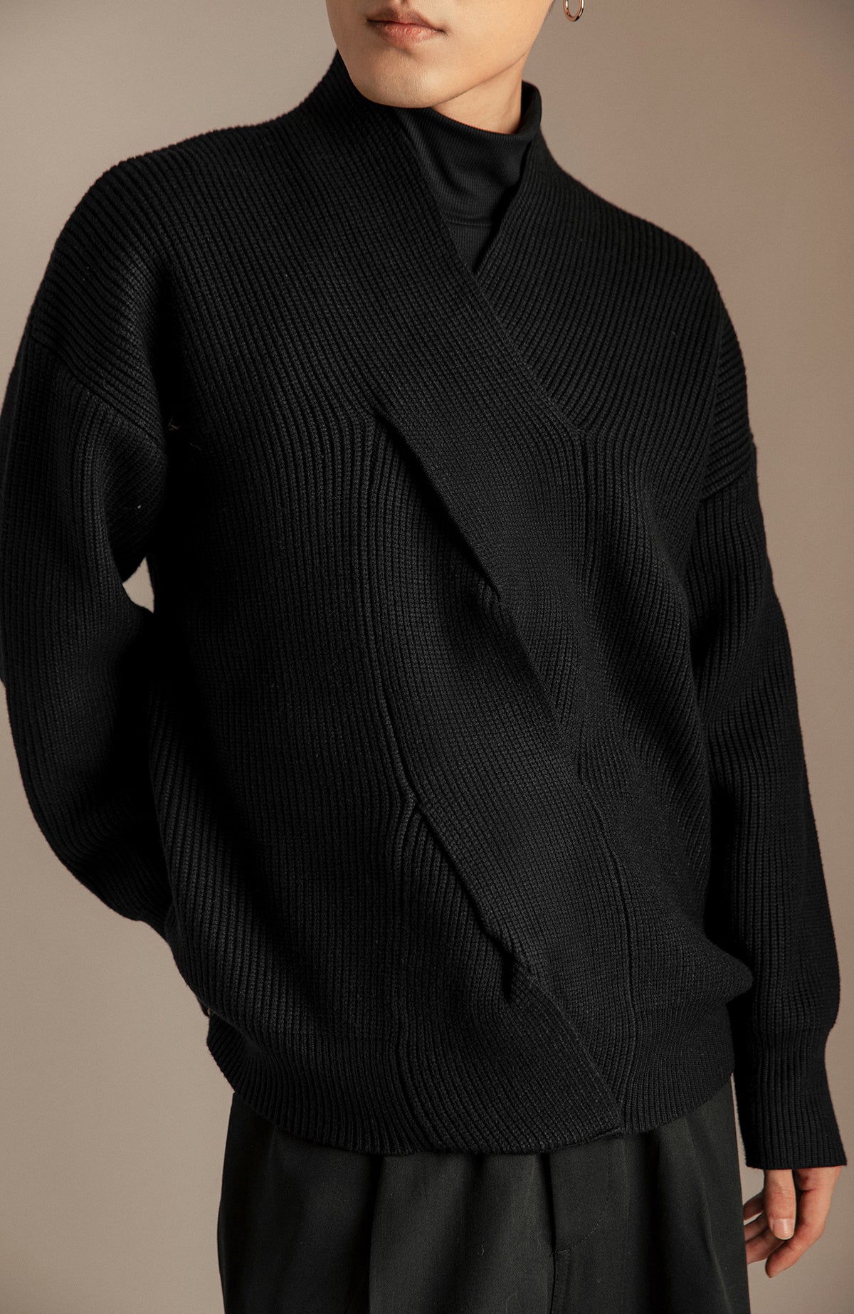 SAMMOKONPA Oversized V-Neck Sweater