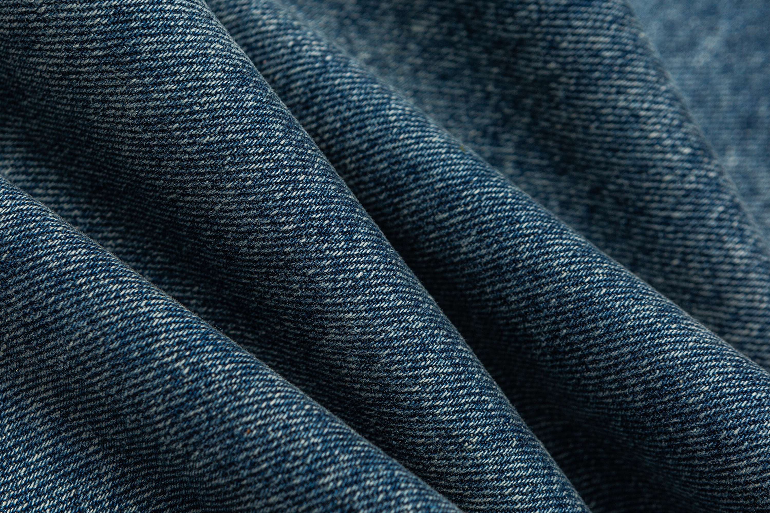 ME DA IGUAL Washed Distressed Tapered Jeans