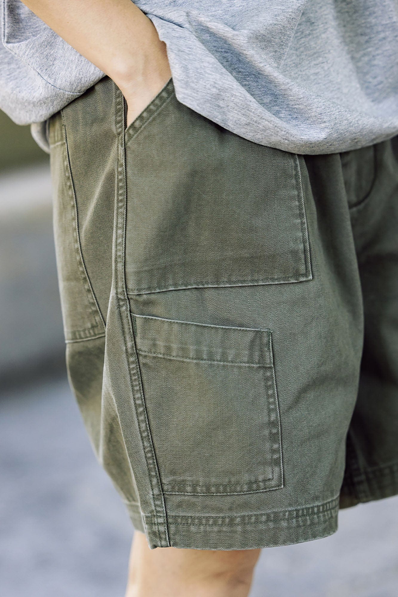 BANANA CLUB Multi-Pocket Utility Shorts