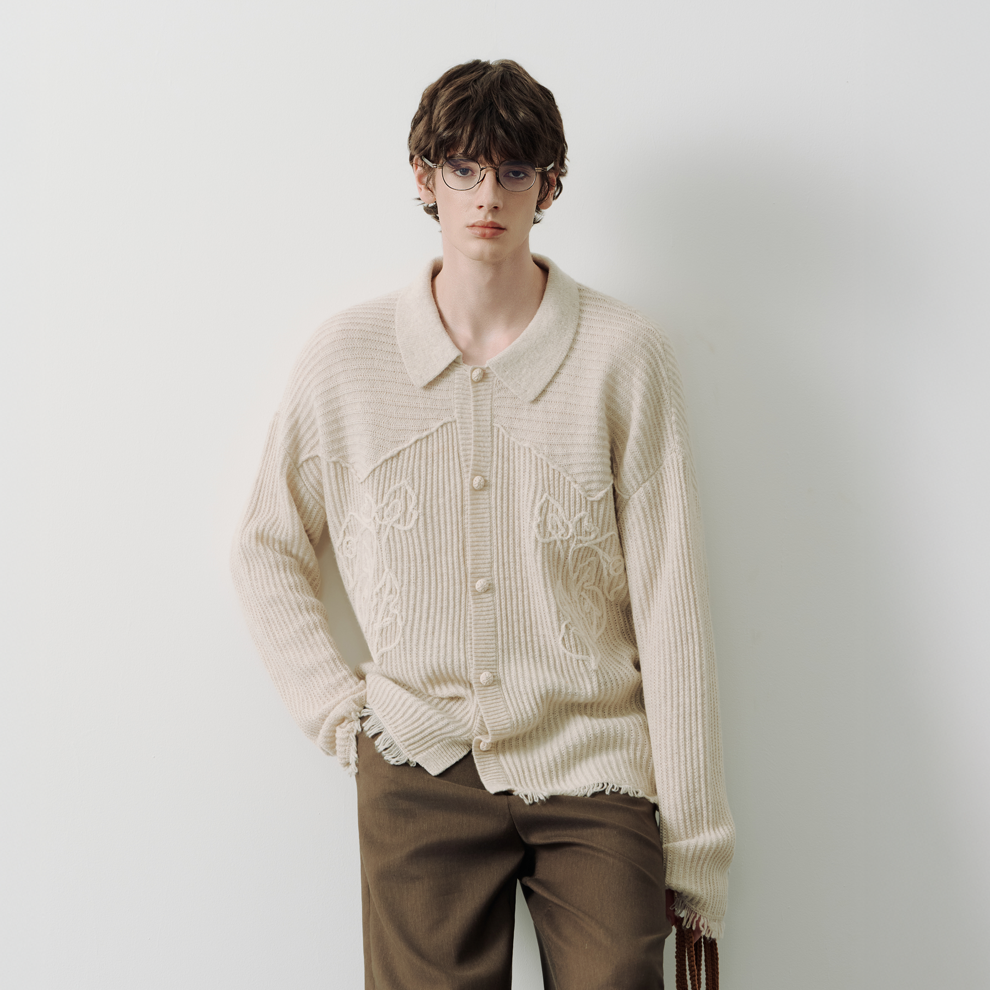SAME FLOW Floral Embroidery Fringe-Hem Rib Cardigan