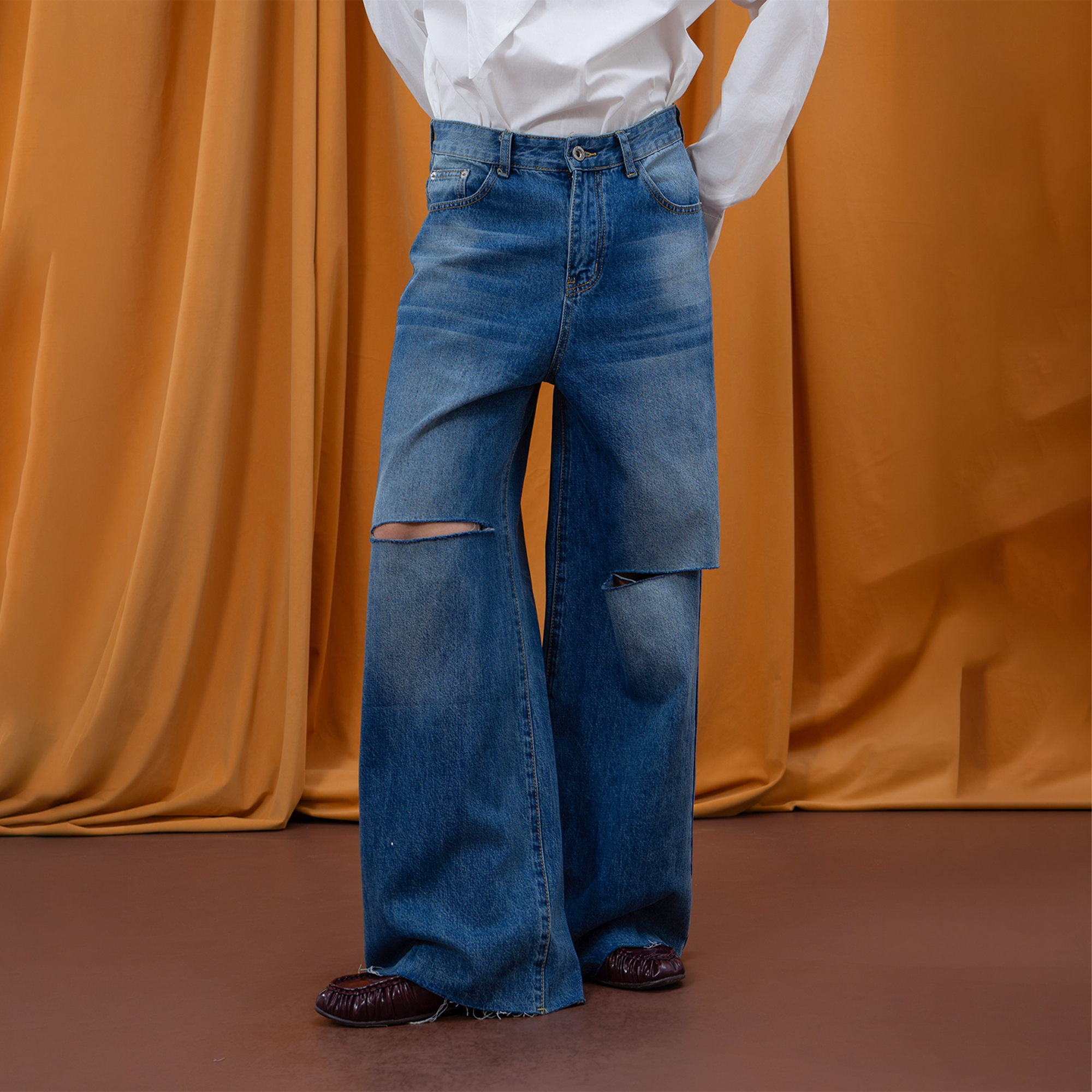 CLP Washed Distressed Raw-Edge Wide-Leg Jeans