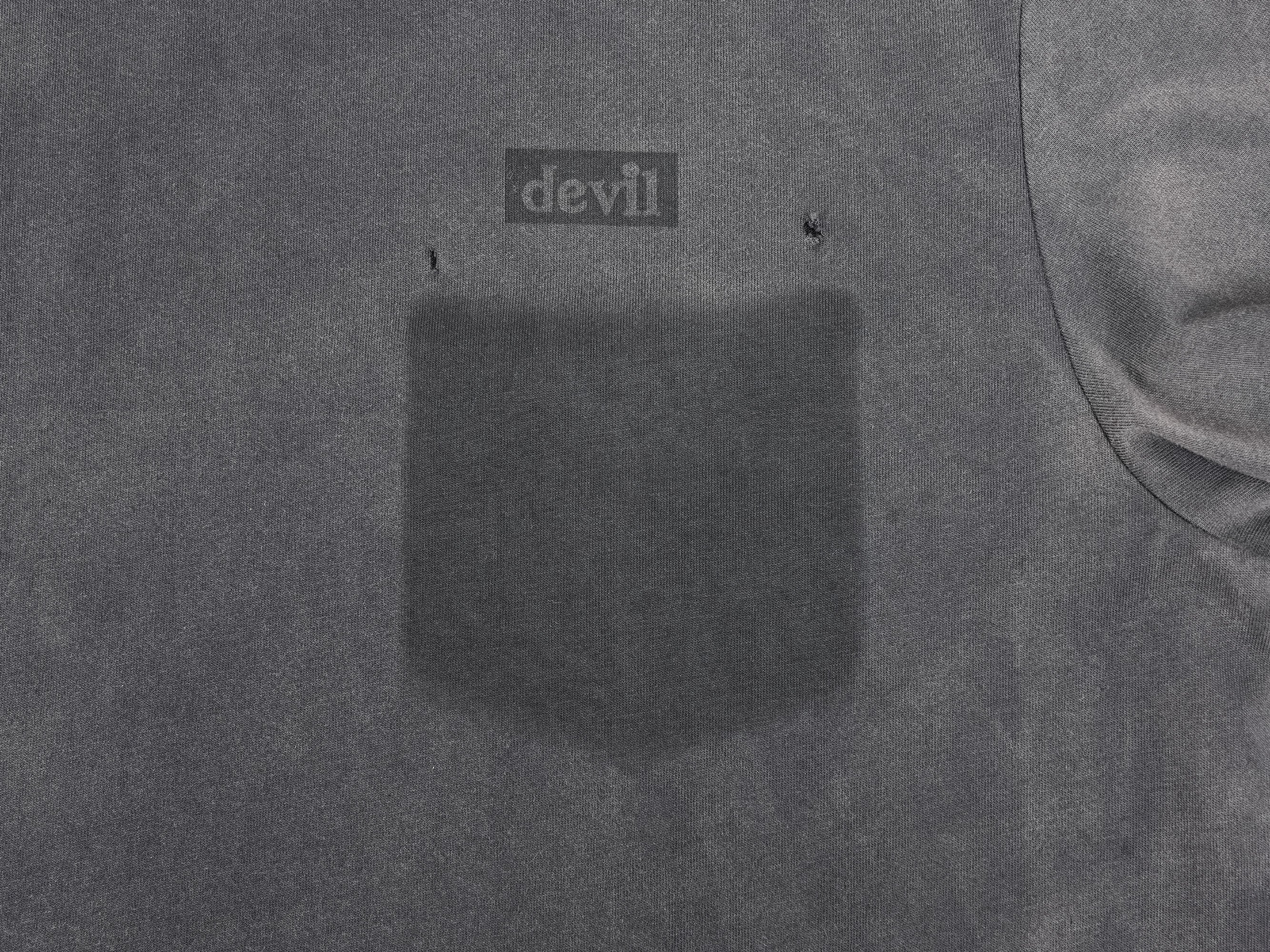 UNDERWATER Devil Distressed T-Shirt