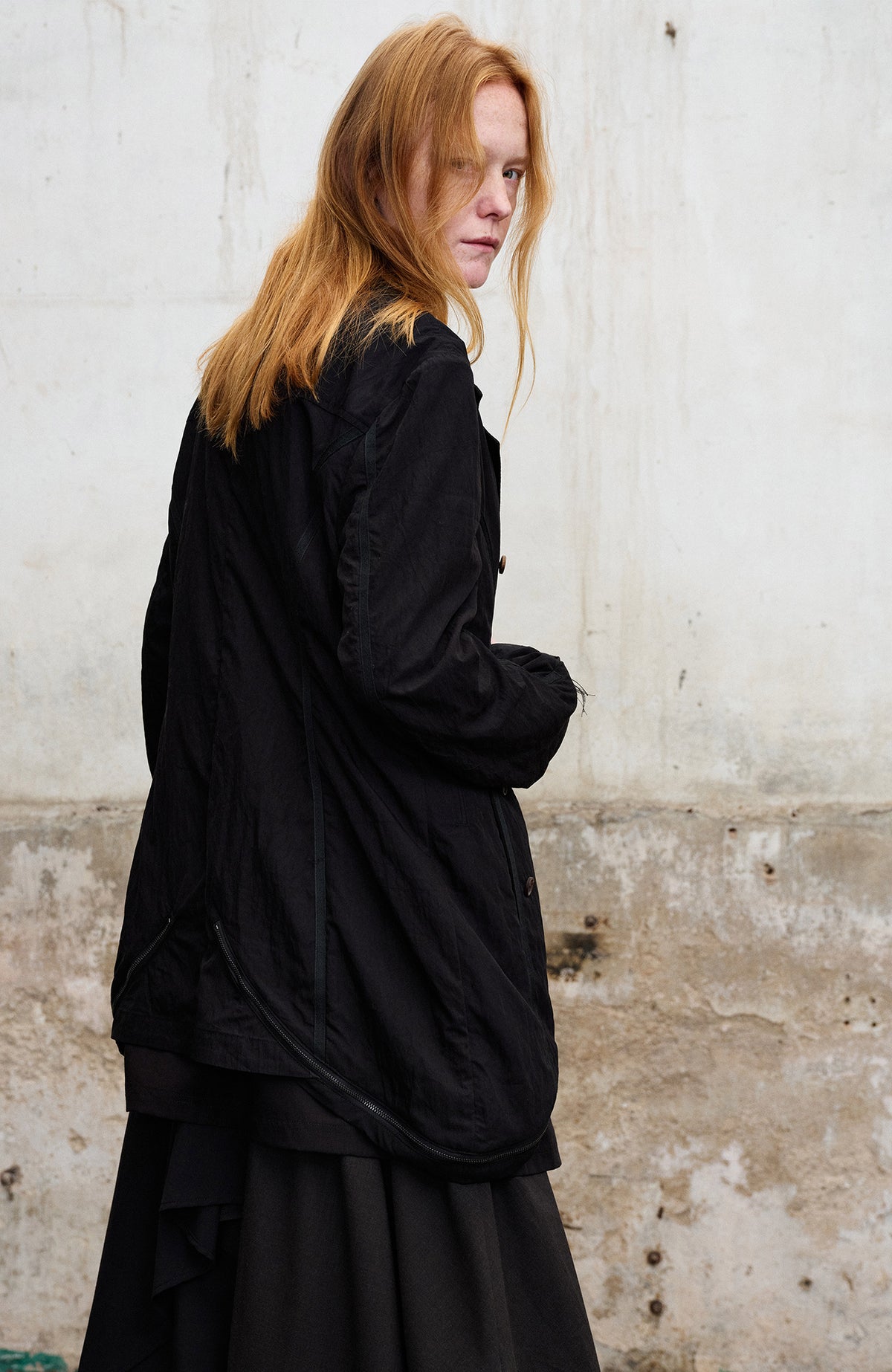 ILNya Nieternite Nifutur Deconstructed Napoleon-Button Blazer Jacket