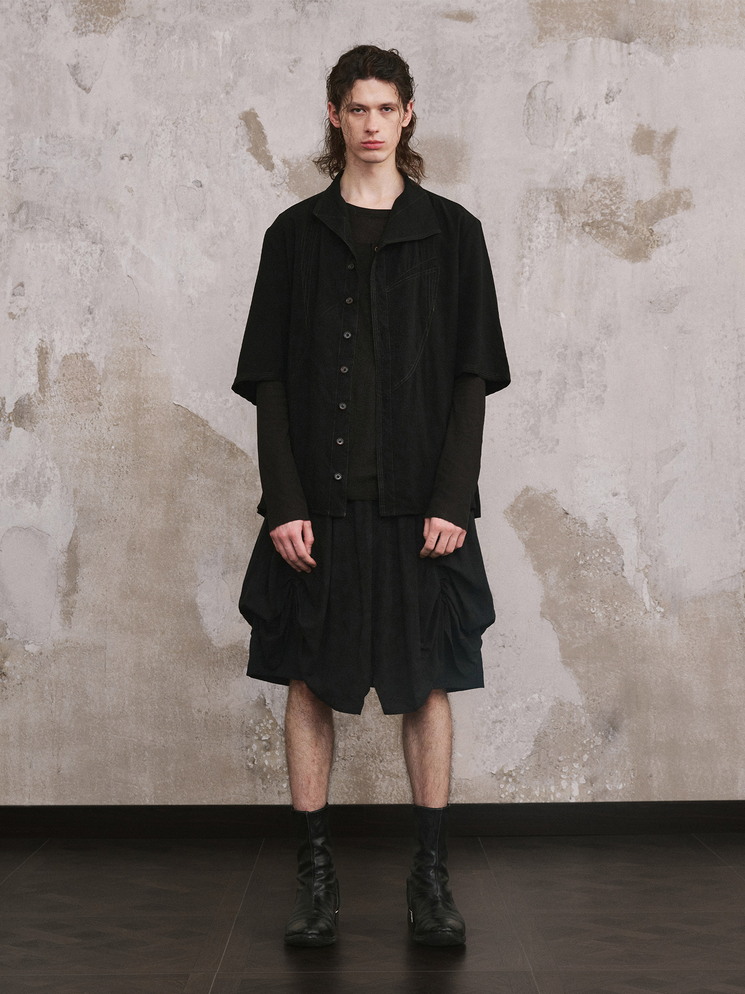 ILNya Nieternite Nifutur Paneled Pleated Drop-Crotch Shorts