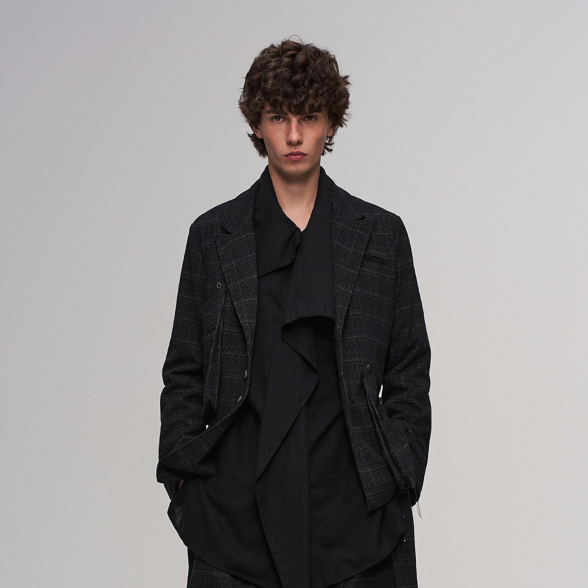 ILNya Nieternite Nifutur Deconstructed Detachable Plaid Blazer