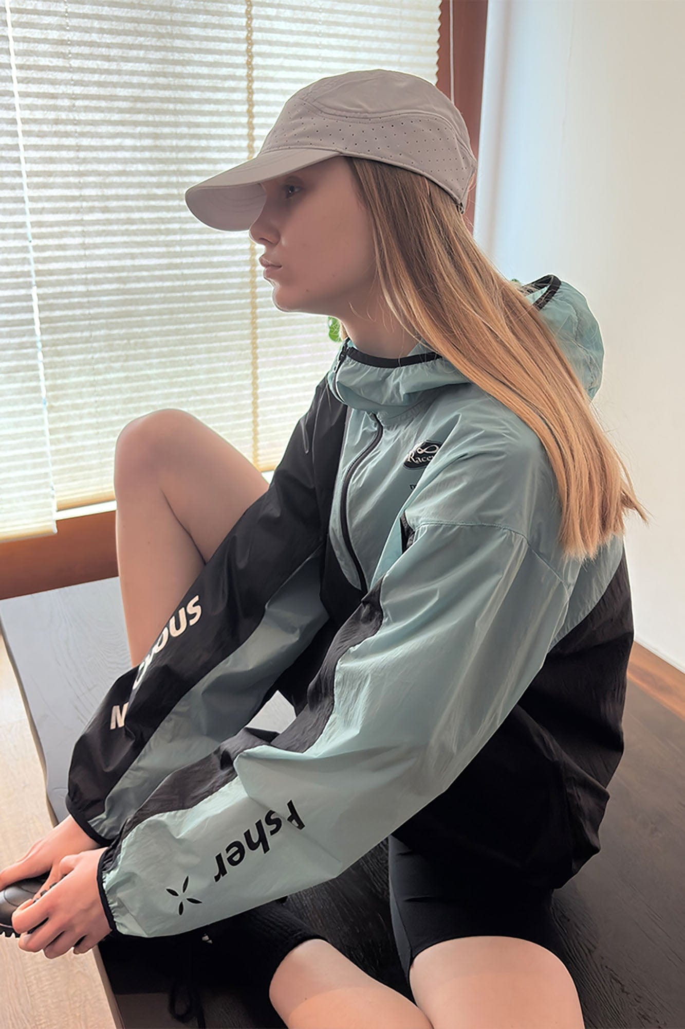 MIICHOUS Contrast Spliced UV Protection Hooded Jacket