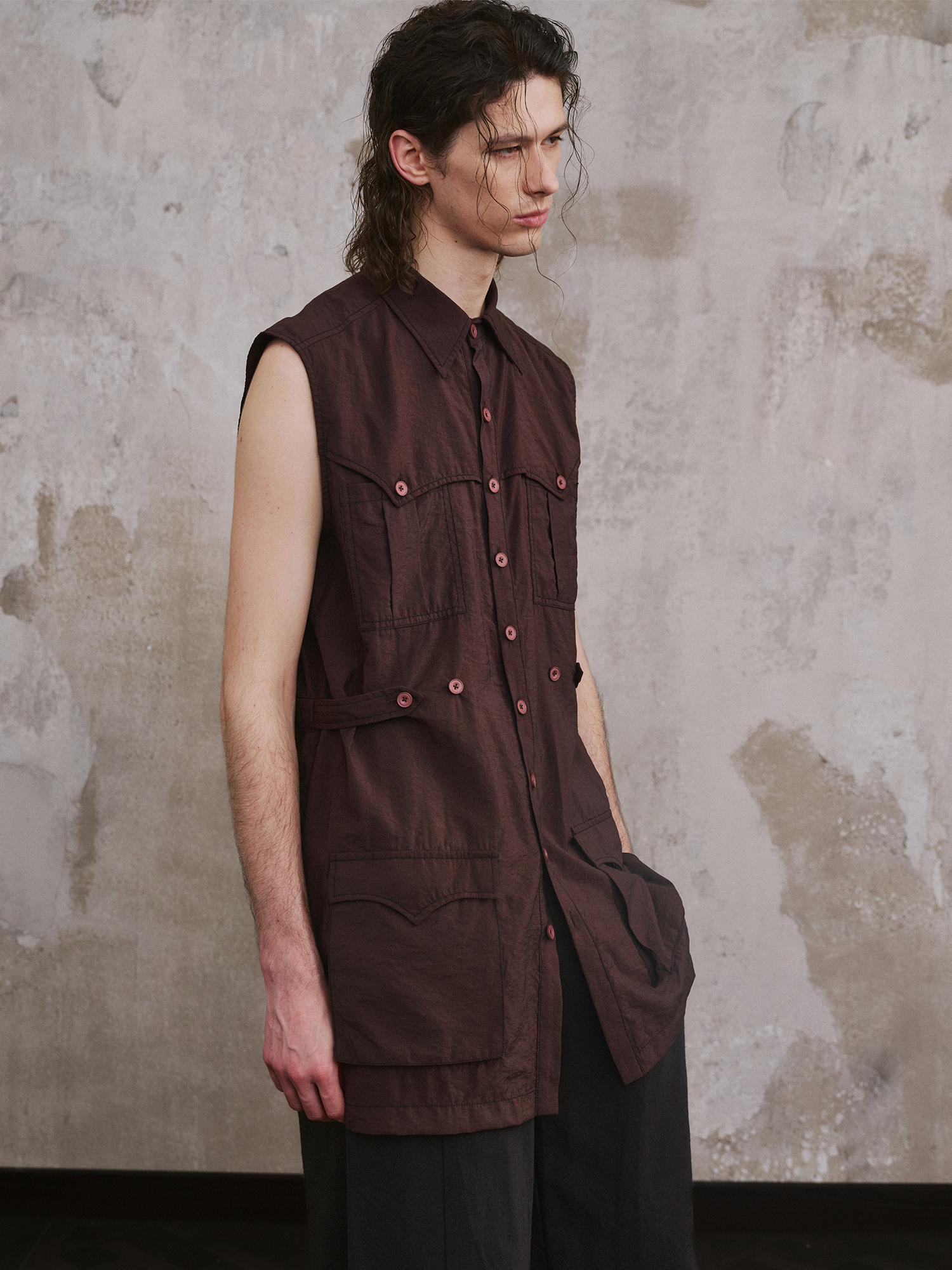 ILNya Nieternite Nifutur Multi-Pocket Modal Sleeveless Shirt