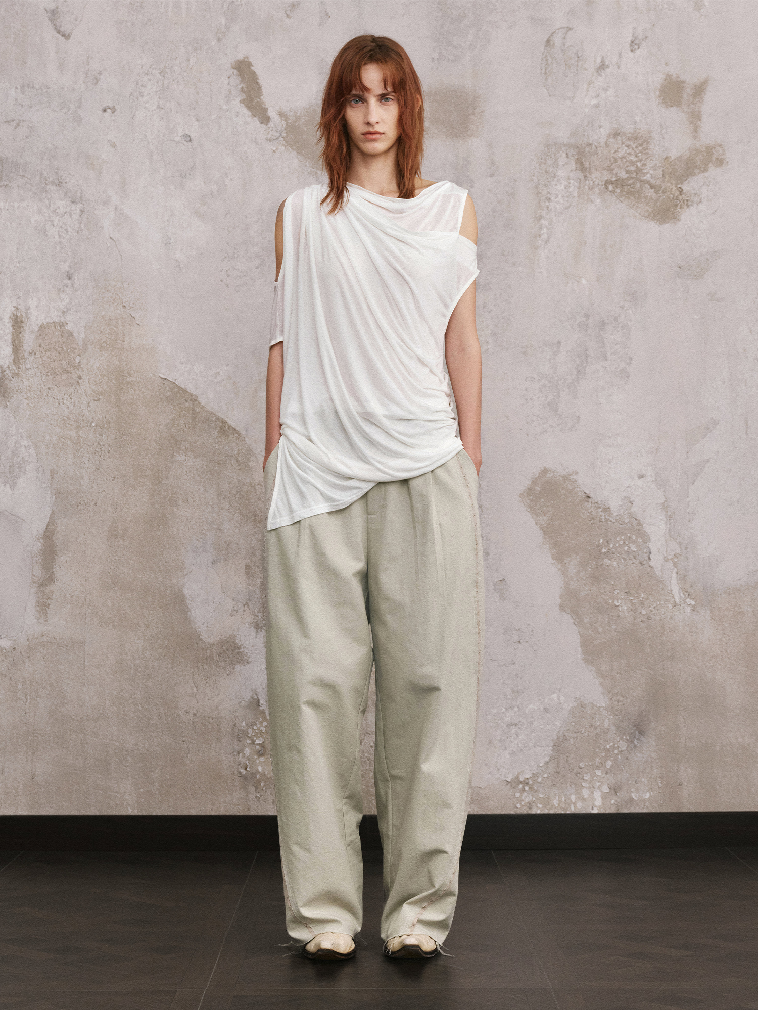 ILNya Nieternite Nifutur Linen-Blend Raw Edge Curved Pants