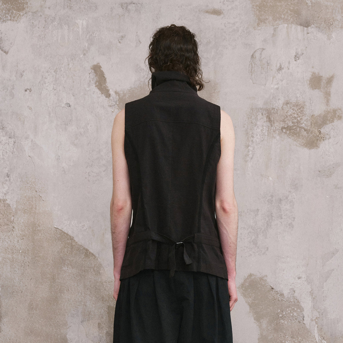 ILNya Nieternite Nifutur Lace-Up Fencing Vest