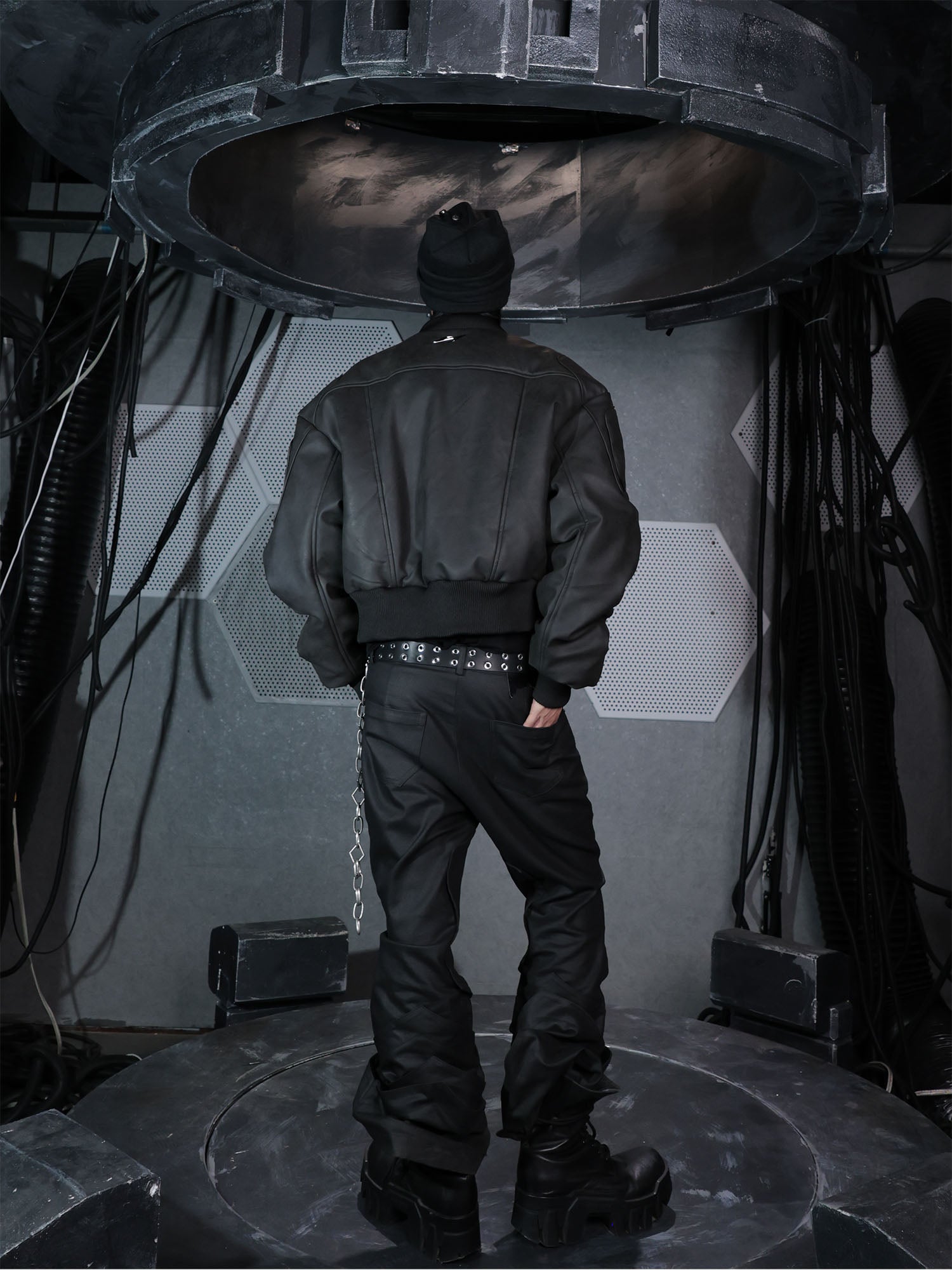 SSIN7 Panel-Structured Bomber Jacket