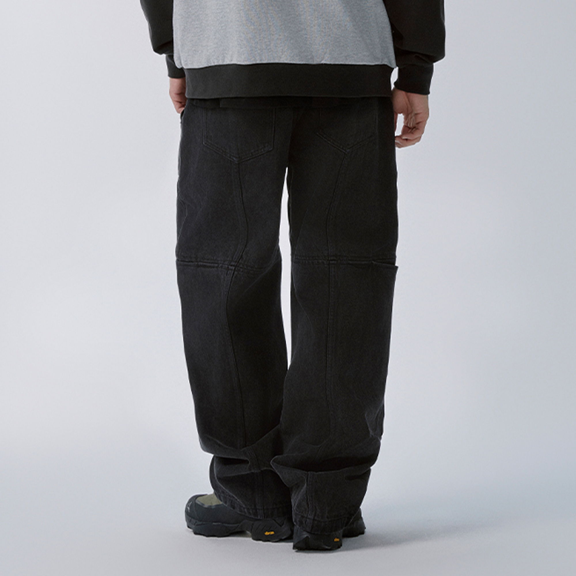 F2CE Washed Panel Multi-Pocket Straight-Leg Jeans