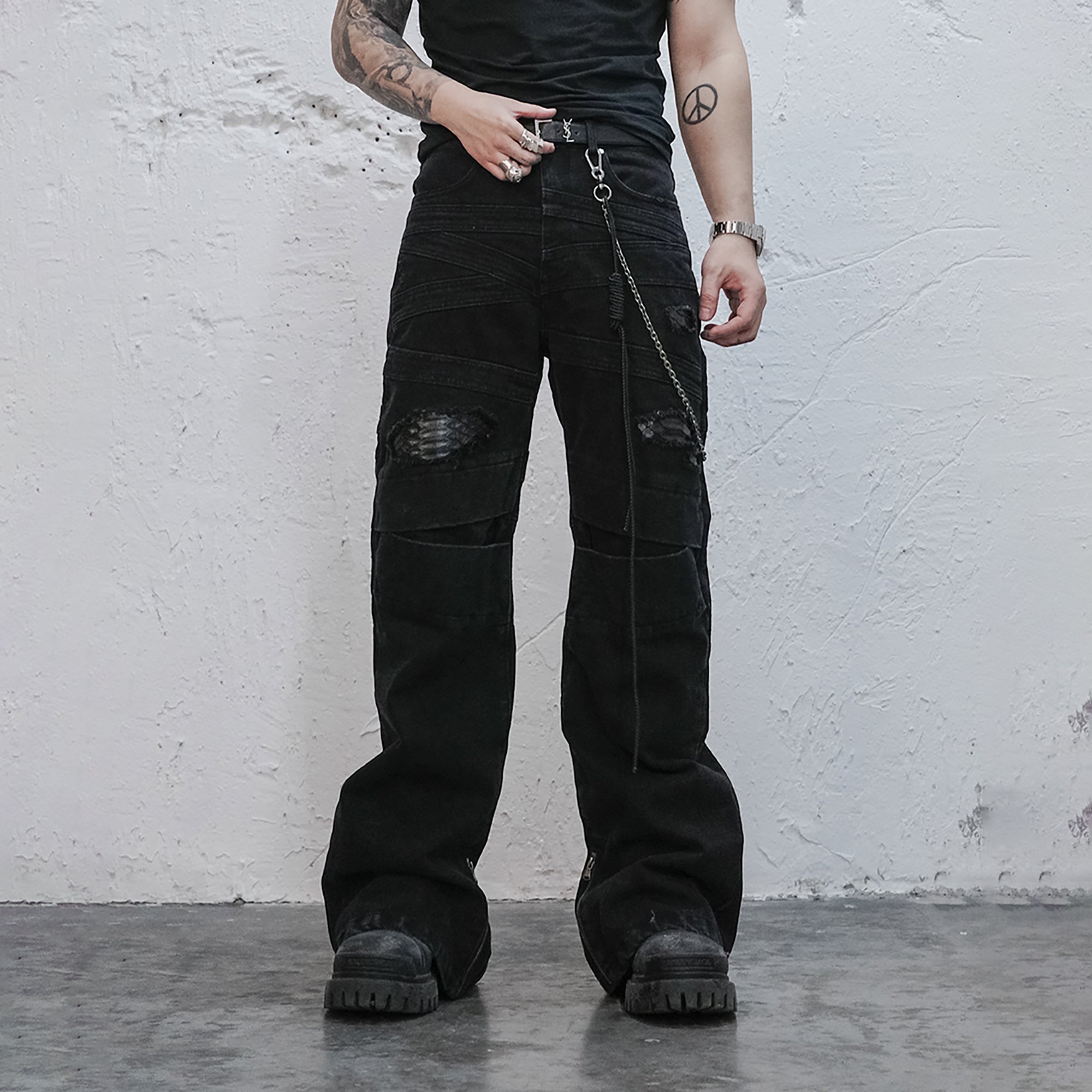 UNDERWATER Serpent Skin Distressed Jeans
