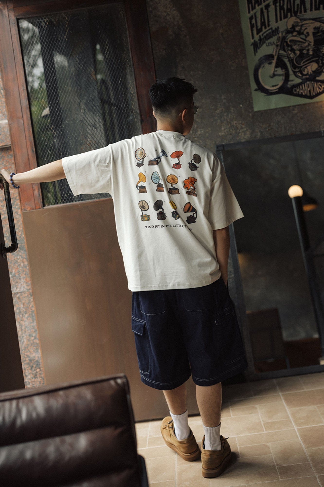 BANANA CLUB Gramophone Graphic Sorona Oversized T-Shirt