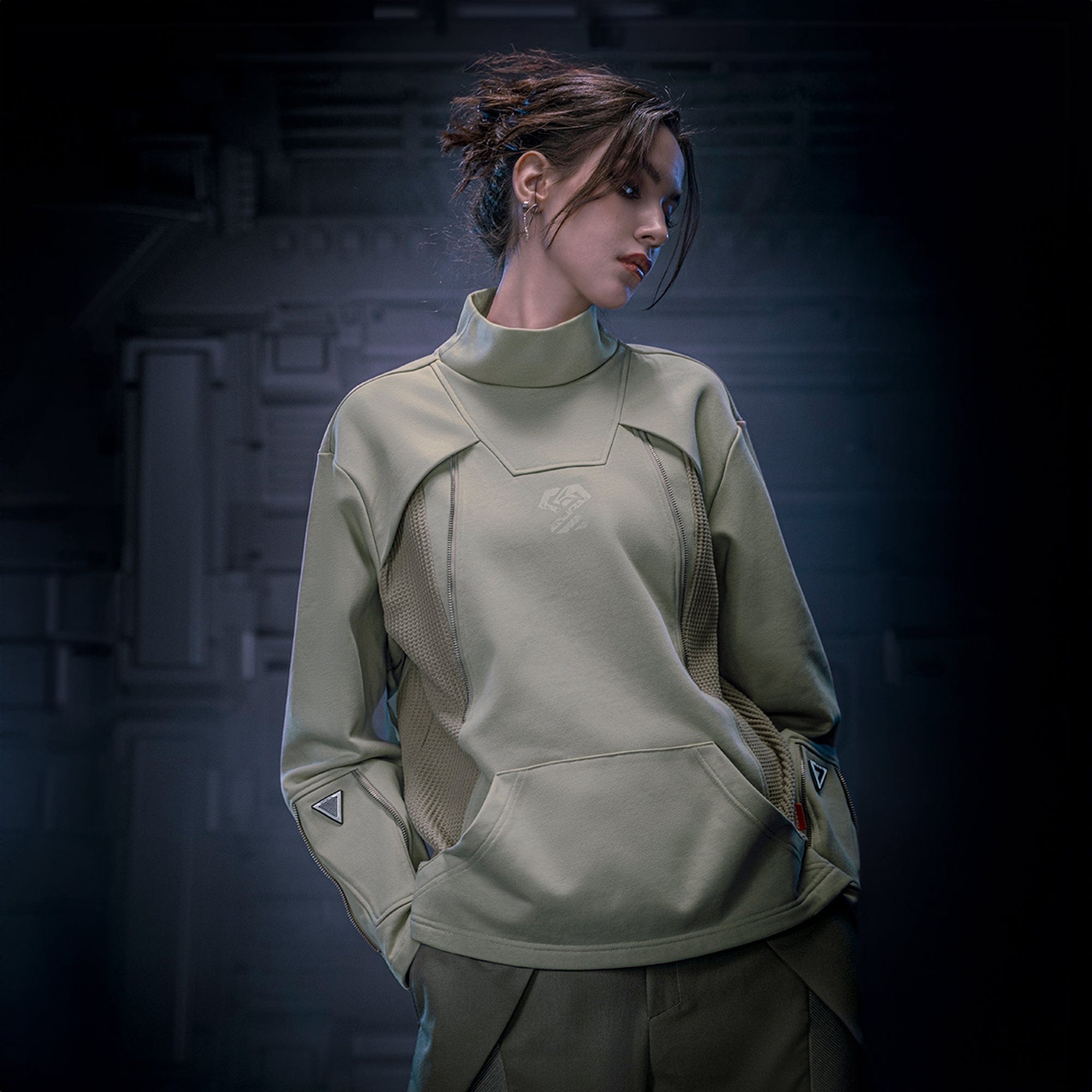 XIPHEVIL Mesh Paneled Tactical Turtleneck Sweatshirt Green