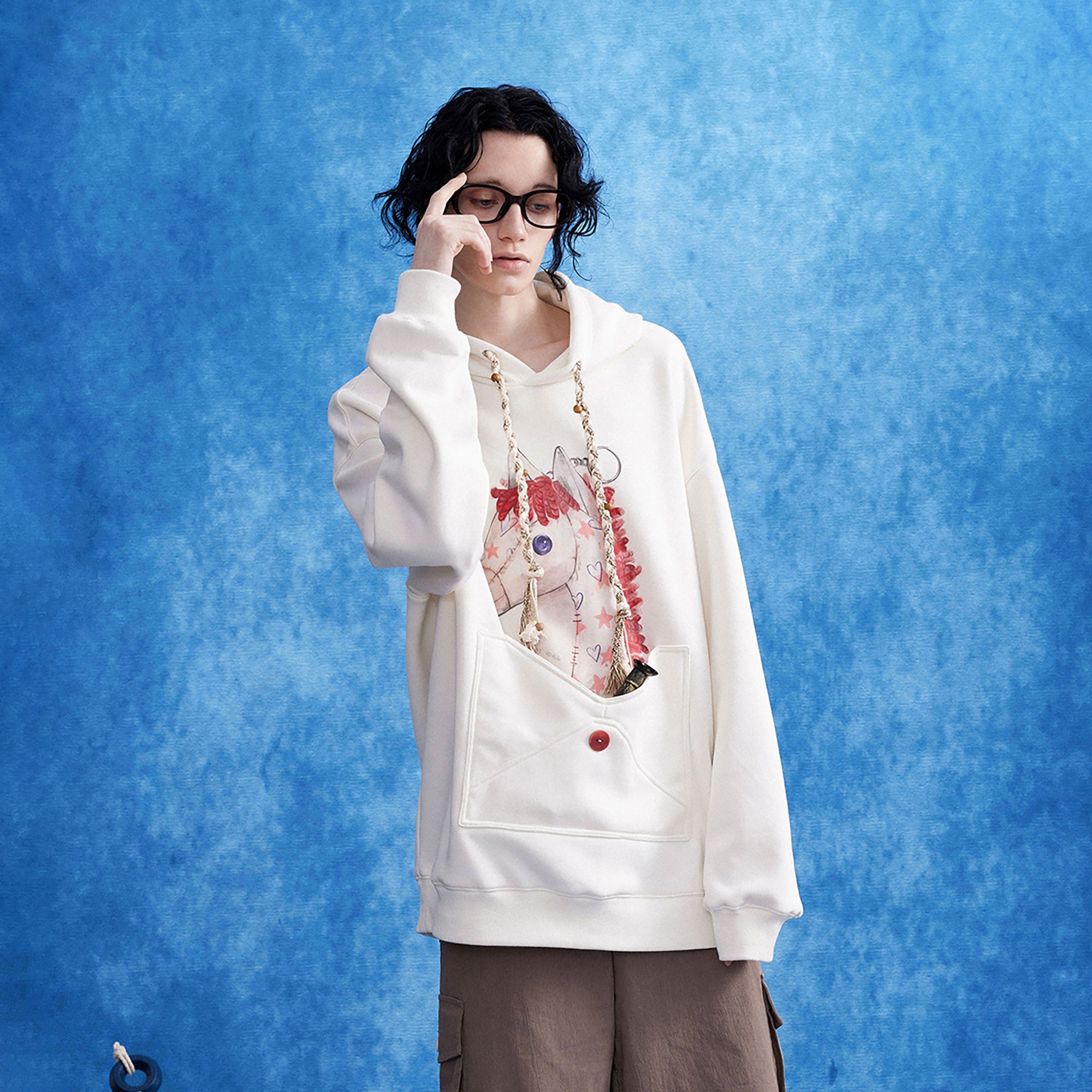 OIPWORD Envelope Pocket Pony Graphic Hoodie