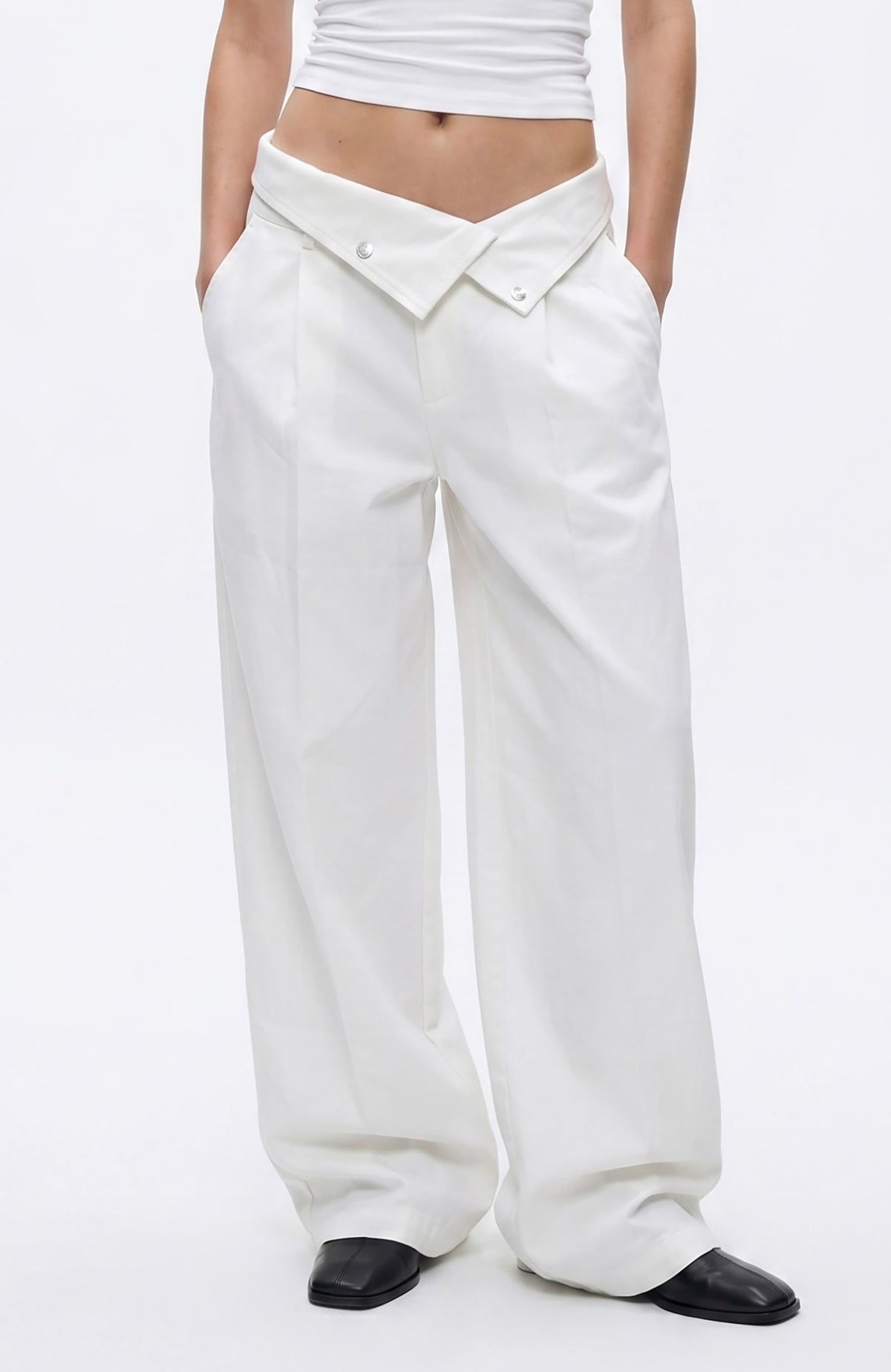 ELETEIZE Relaxed Wide-Leg Trousers