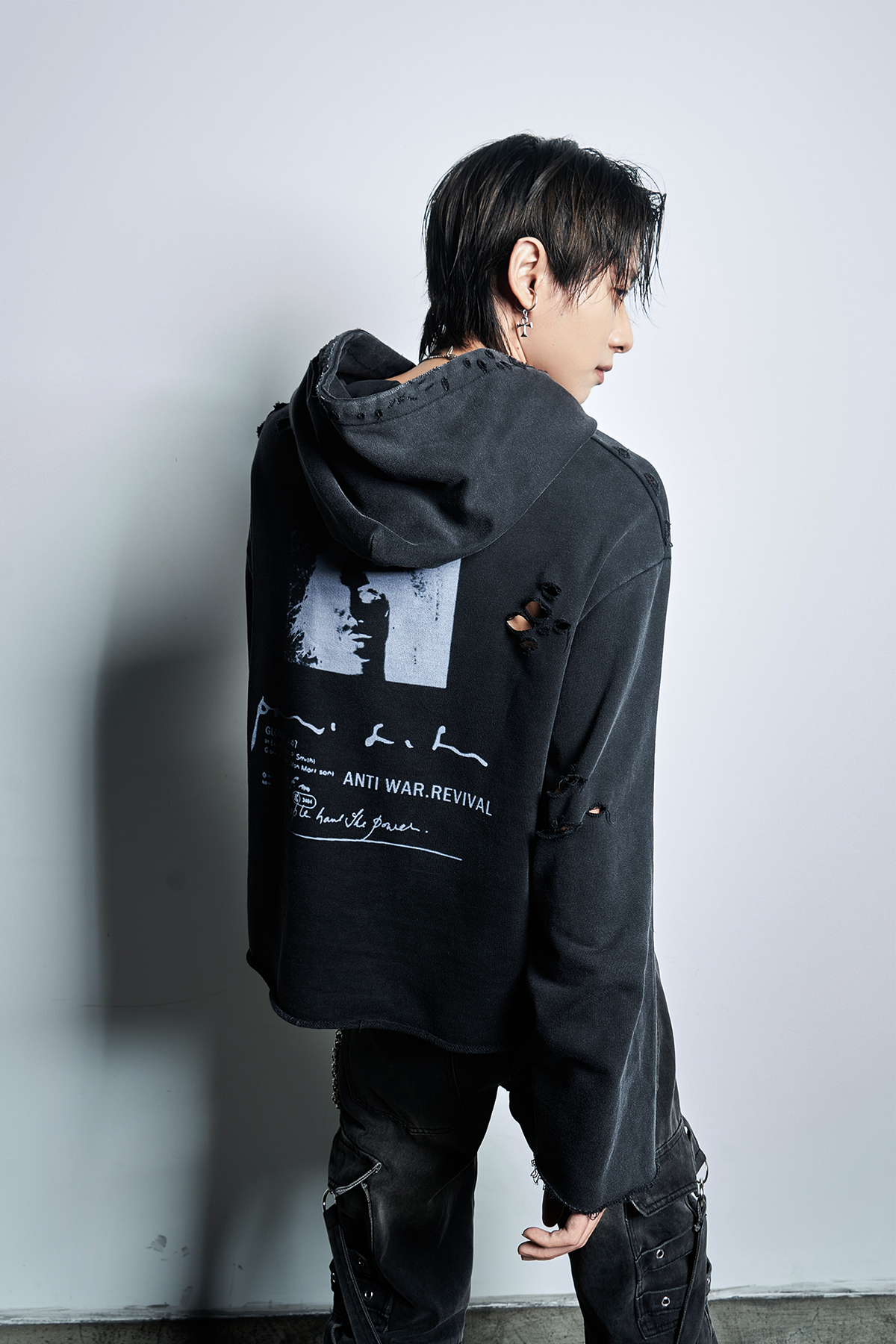 ANTI WAR REVIVAL Distressed Portrait Graphic Oversized Hoodie