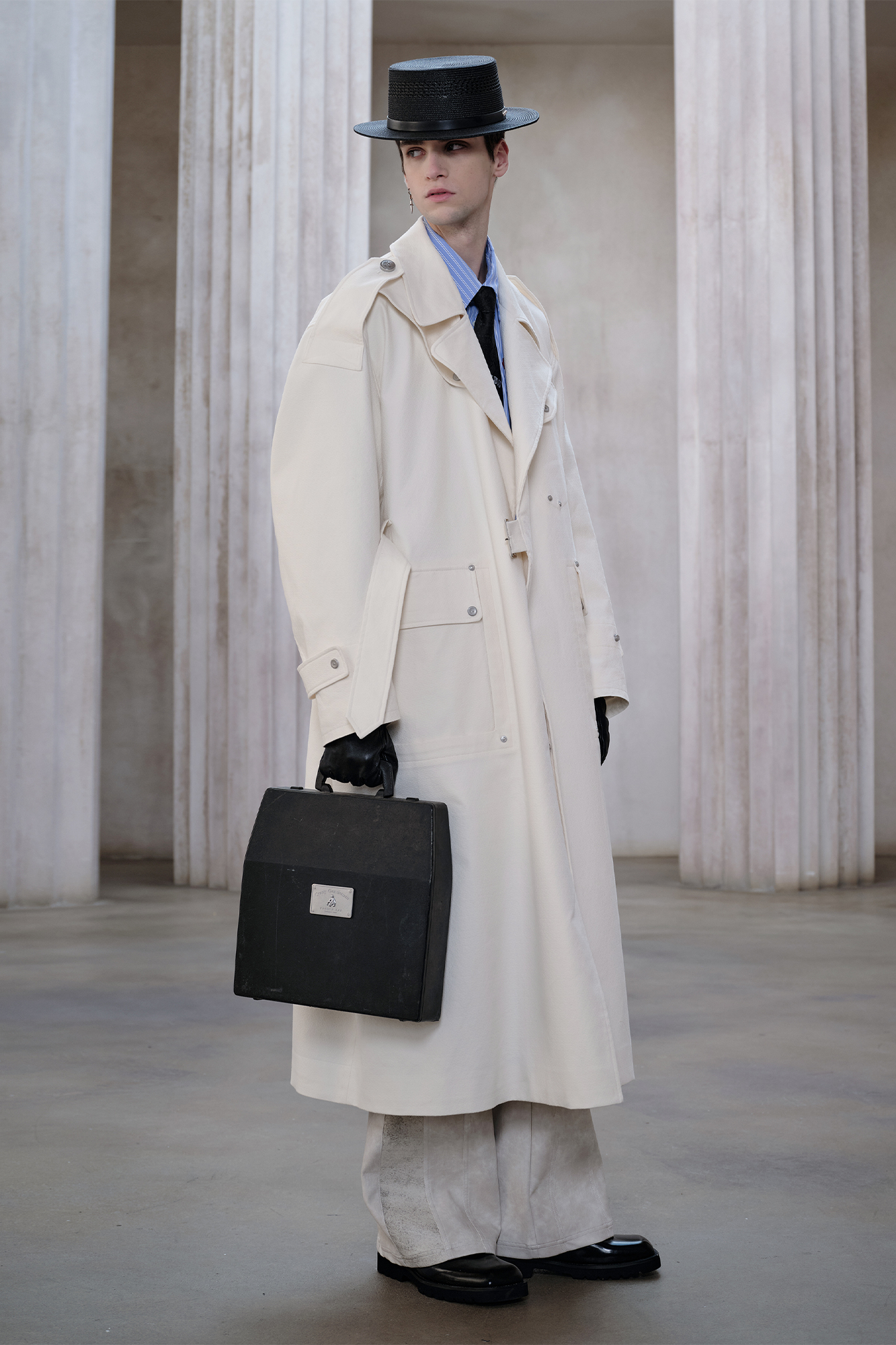 FACEONLAB Essential Military Trench Coat White