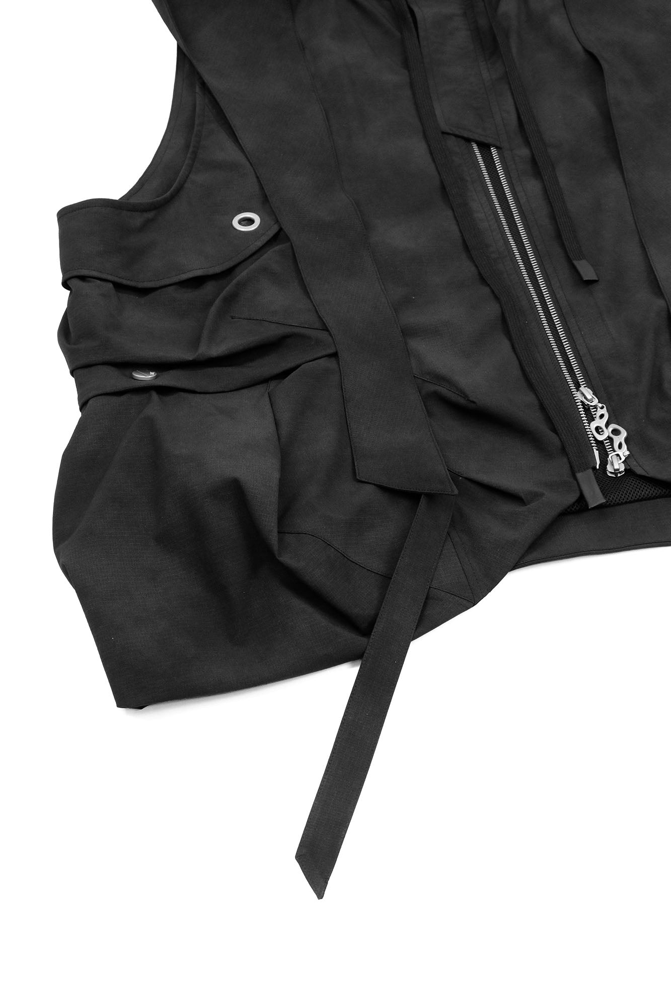 RELABEL Detachable Hood Big-Pocket Vest, premium urban and streetwear designers apparel on PROJECTISR.com, RELABEL