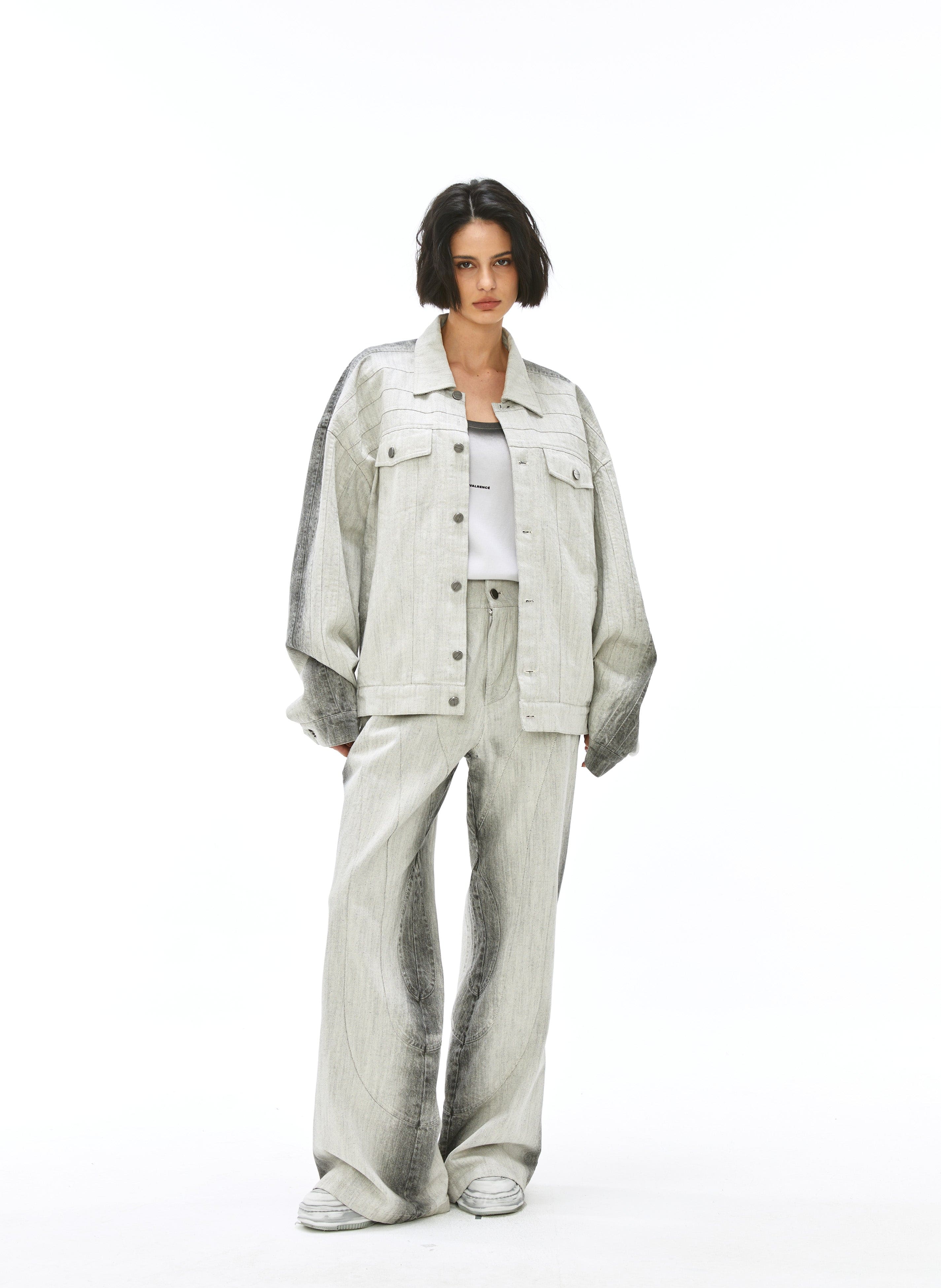 VANN VALRENCE Curved Panel Gradient Washed Flared Jeans