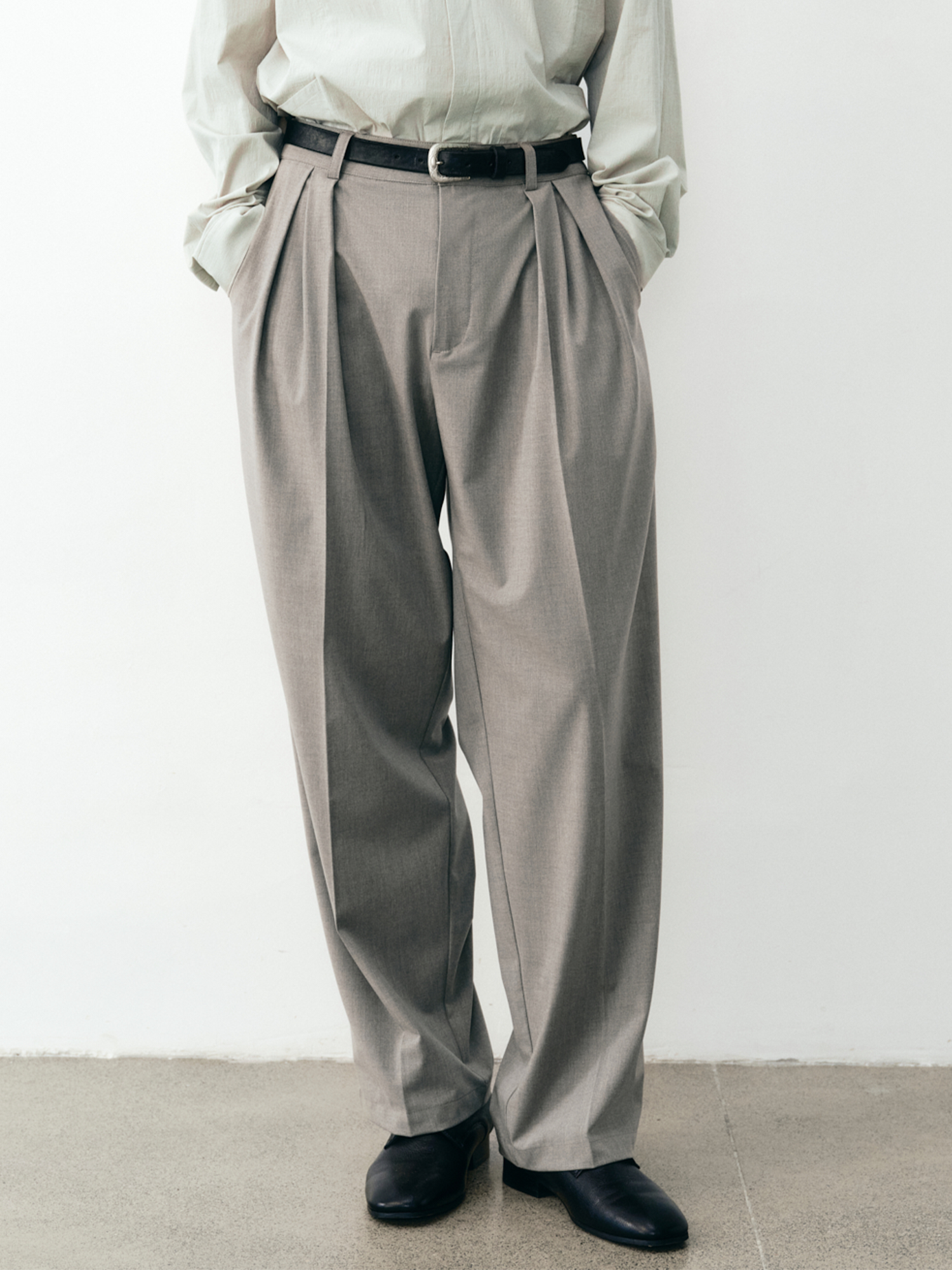 GRAINMUSTARD Wool Blend Double-Pleated Trousers