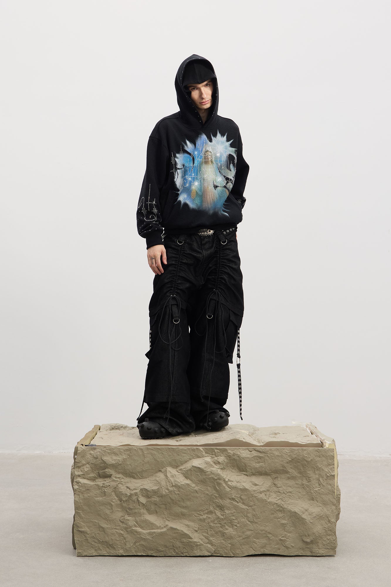 DND4DES Virgin Mary Graphic Rhinestone Hoodie
