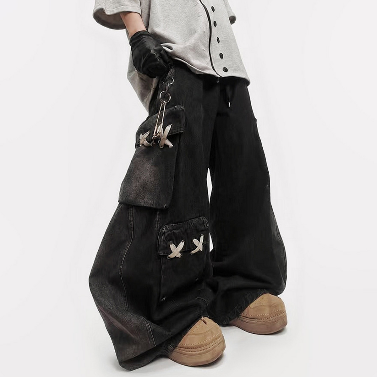 UUCSCC Multi-Pocket Curved Wide-Leg Denim Cargo Pants