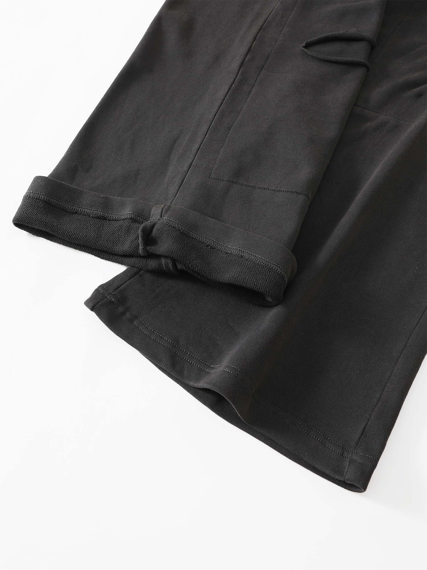 RICHILL Ring Detail Coin Button Distressed Pants